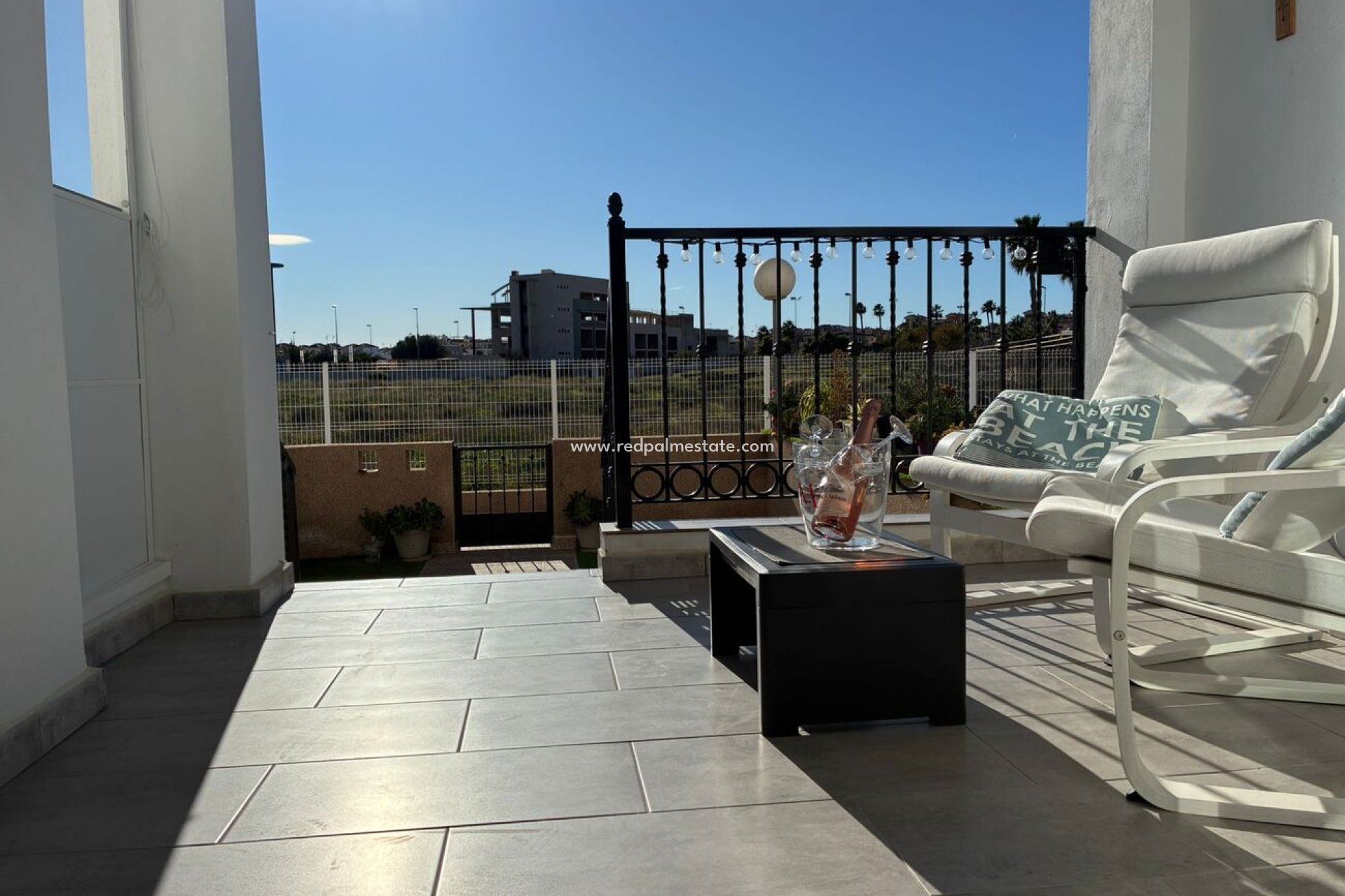 Resale - Apartments -
Torrevieja - Punta prima