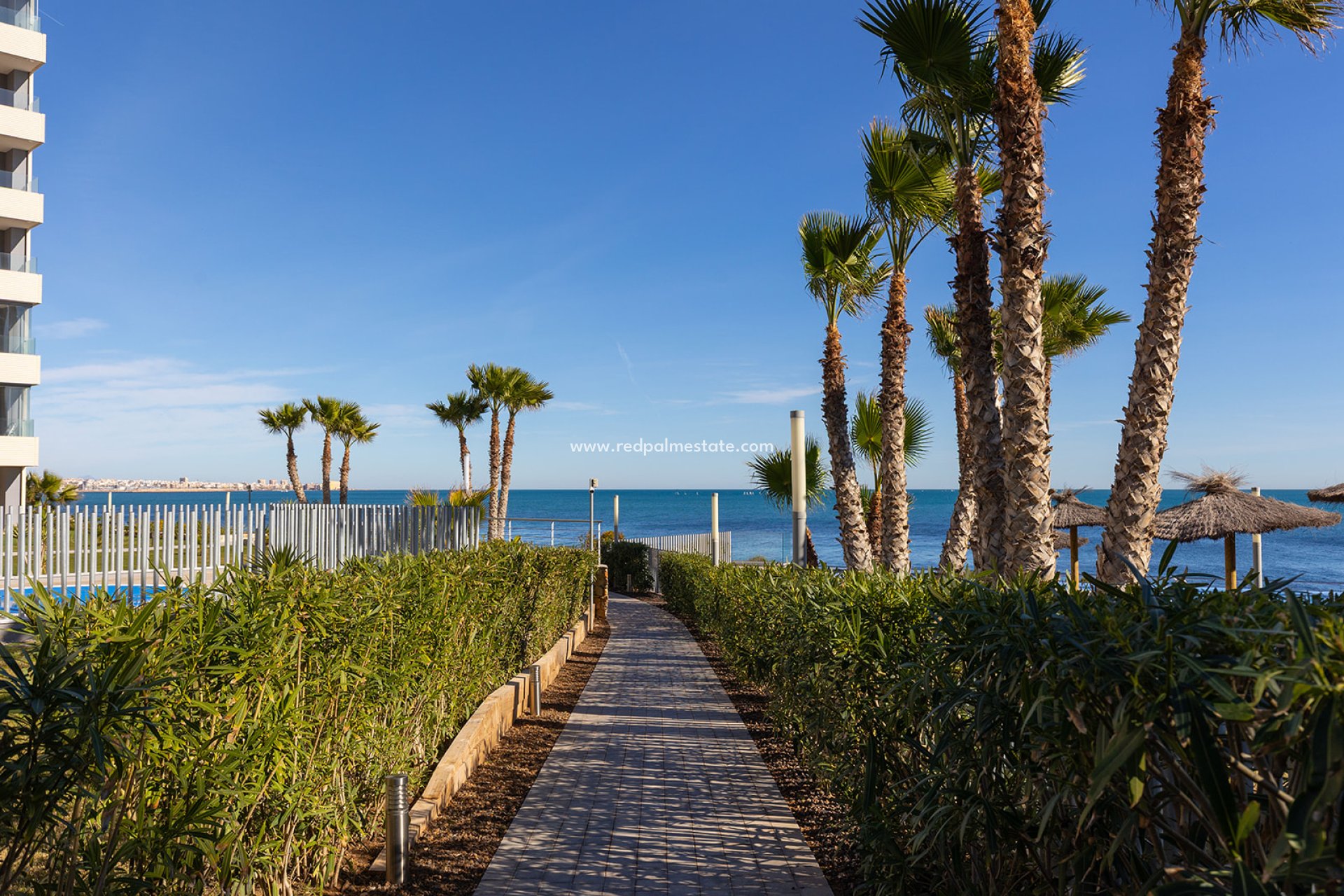 Resale - Apartments -
Torrevieja - Punta prima