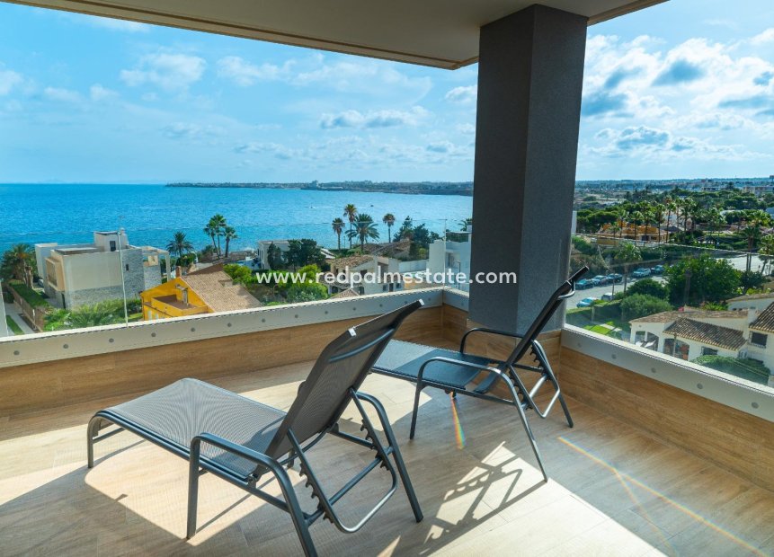 Resale - Apartments -
Torrevieja - Punta prima