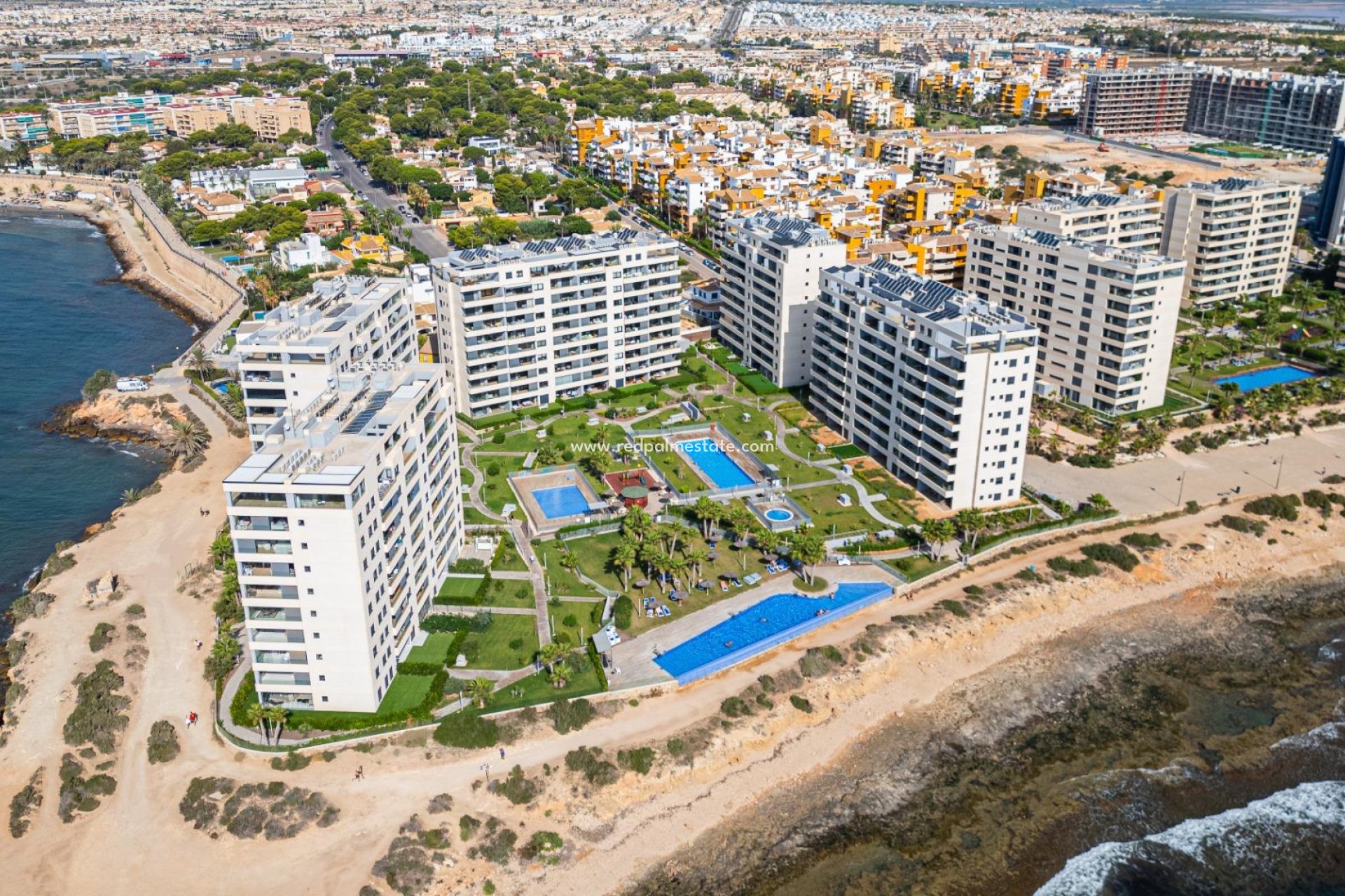 Resale - Apartments -
Torrevieja - Punta prima