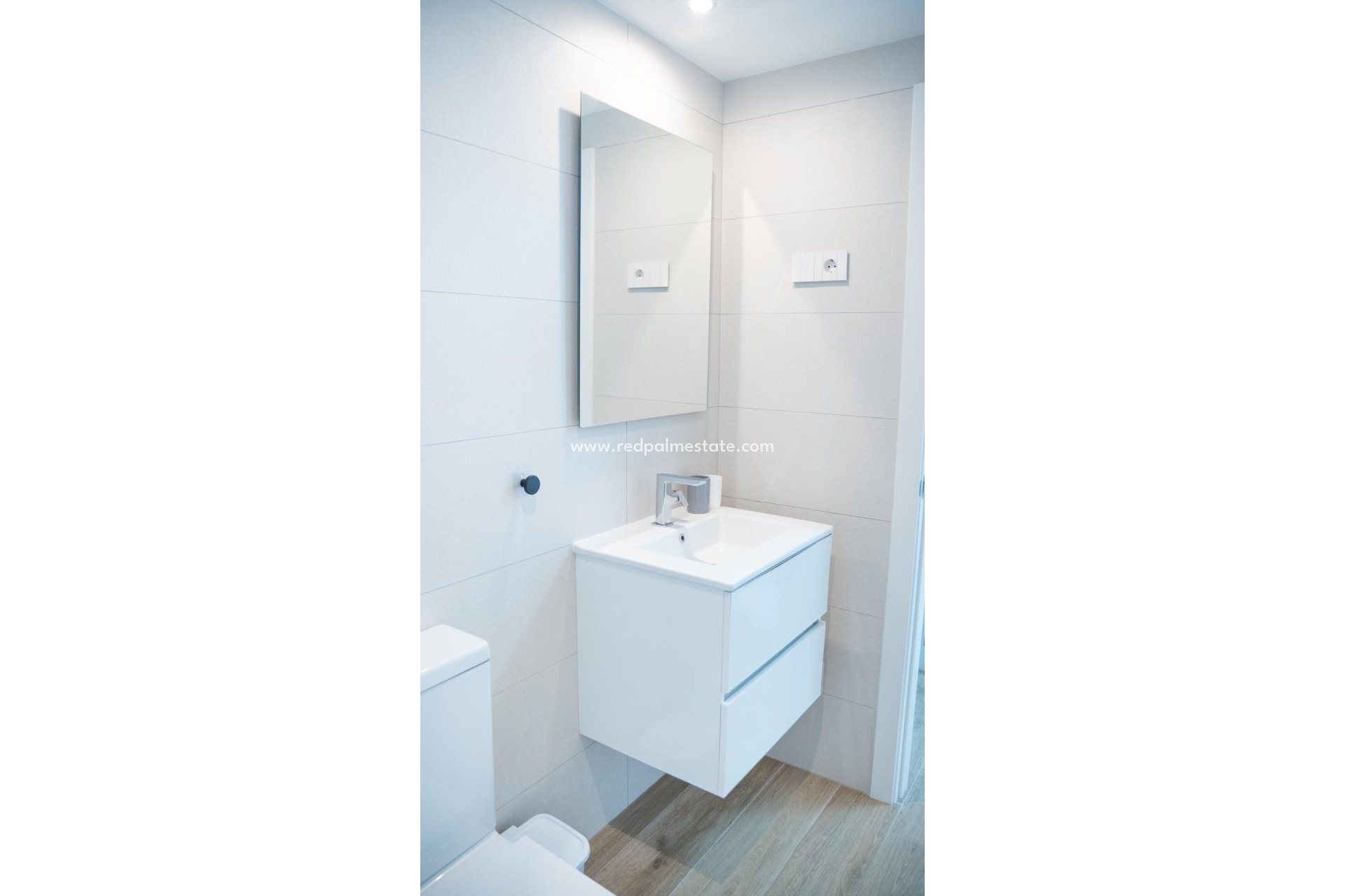 Resale - Apartments -
Torrevieja - Punta prima