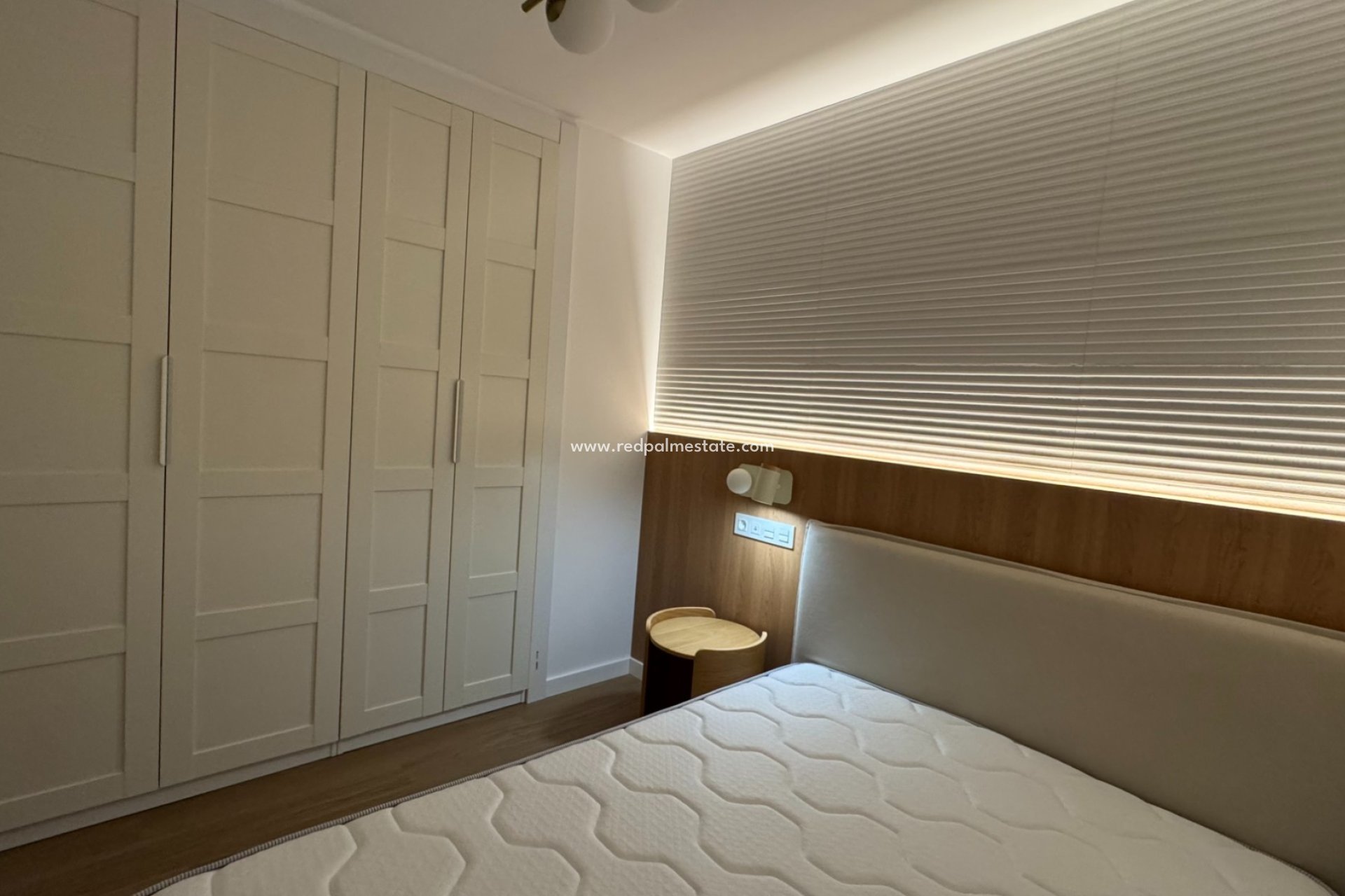 Resale - Apartments -
Torrevieja - Punta prima