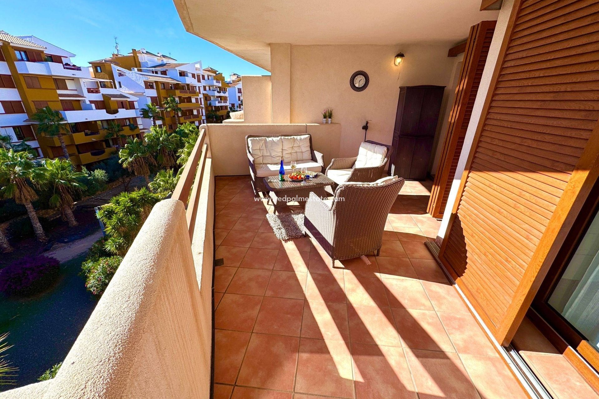 Resale - Apartments -
Torrevieja - Punta prima