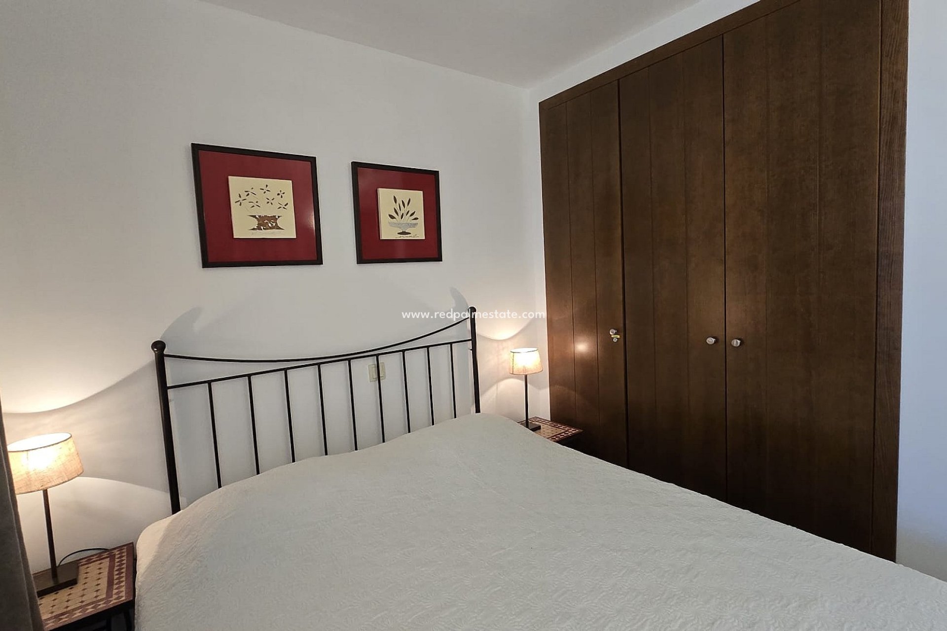 Resale - Apartments -
Torrevieja - Punta prima