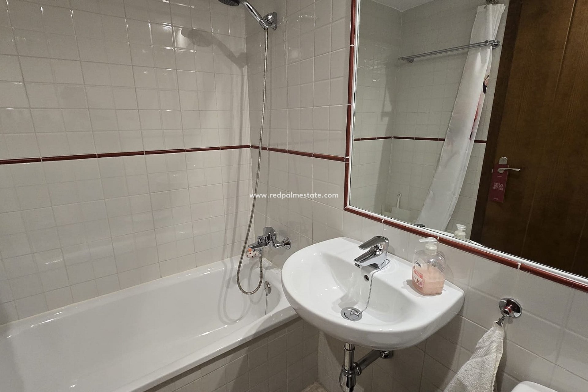 Resale - Apartments -
Torrevieja - Punta prima