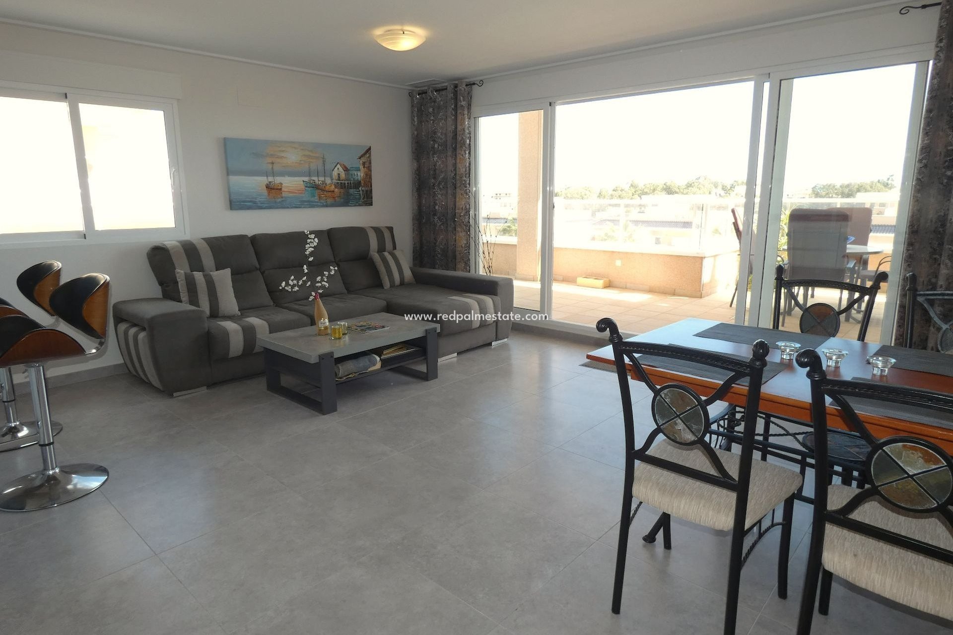 Resale - Apartments -
Torrevieja - Punta prima