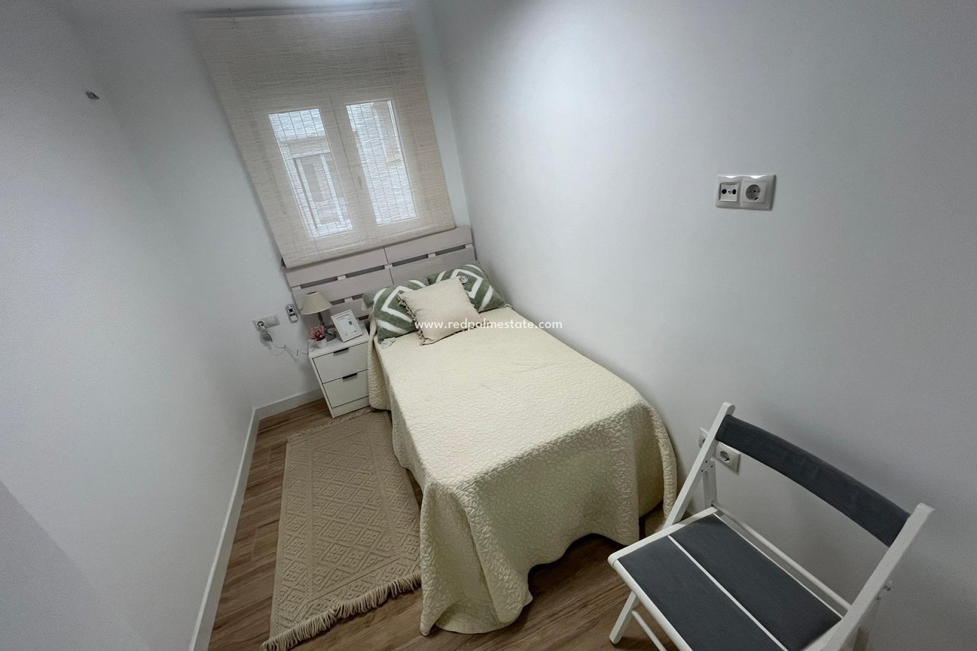 Resale - Apartments -
Torrevieja - Punta prima