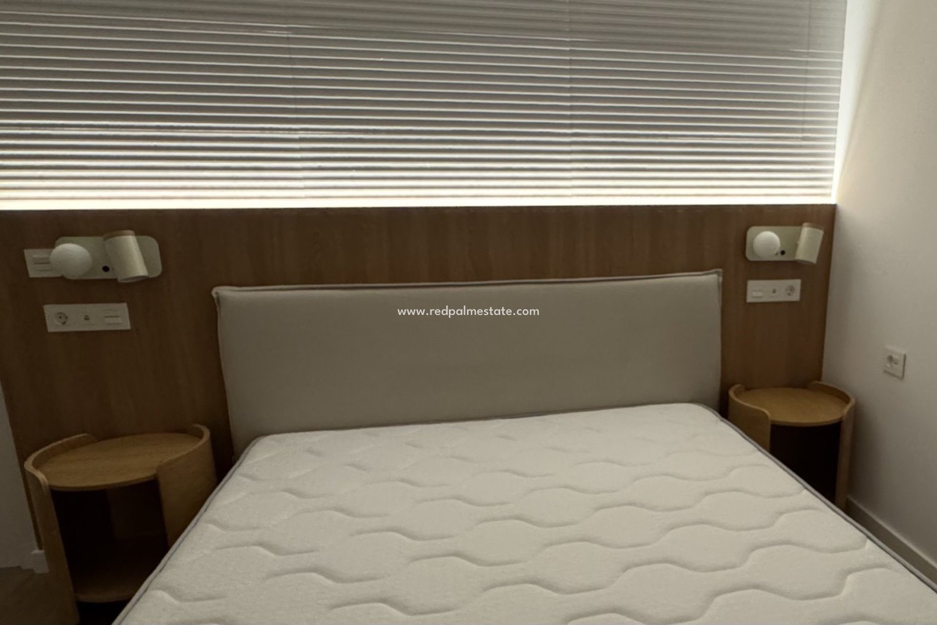 Resale - Apartments -
Torrevieja - Punta prima