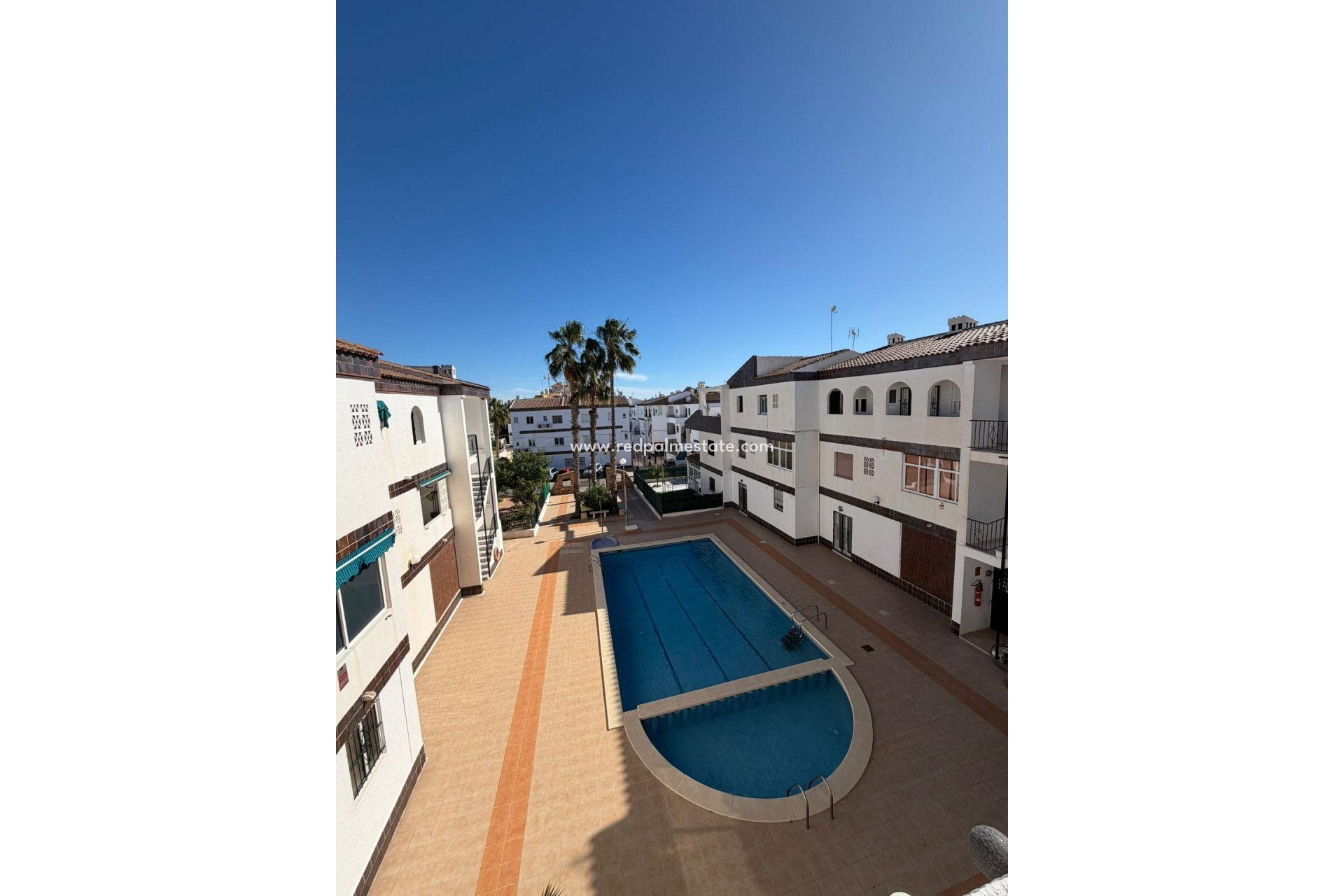Resale - Apartments -
Torrevieja - Punta prima