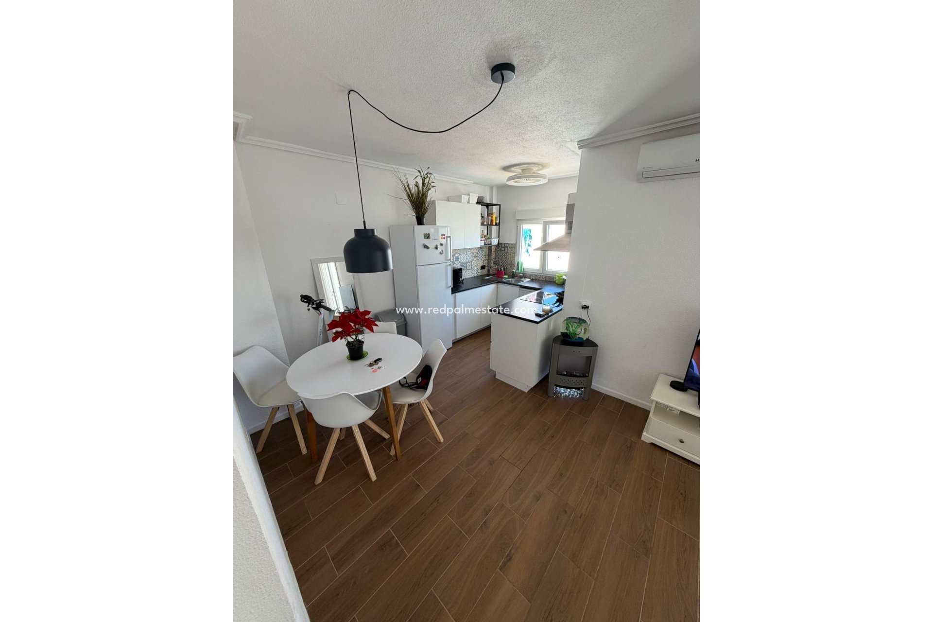 Resale - Apartments -
Torrevieja - Punta prima