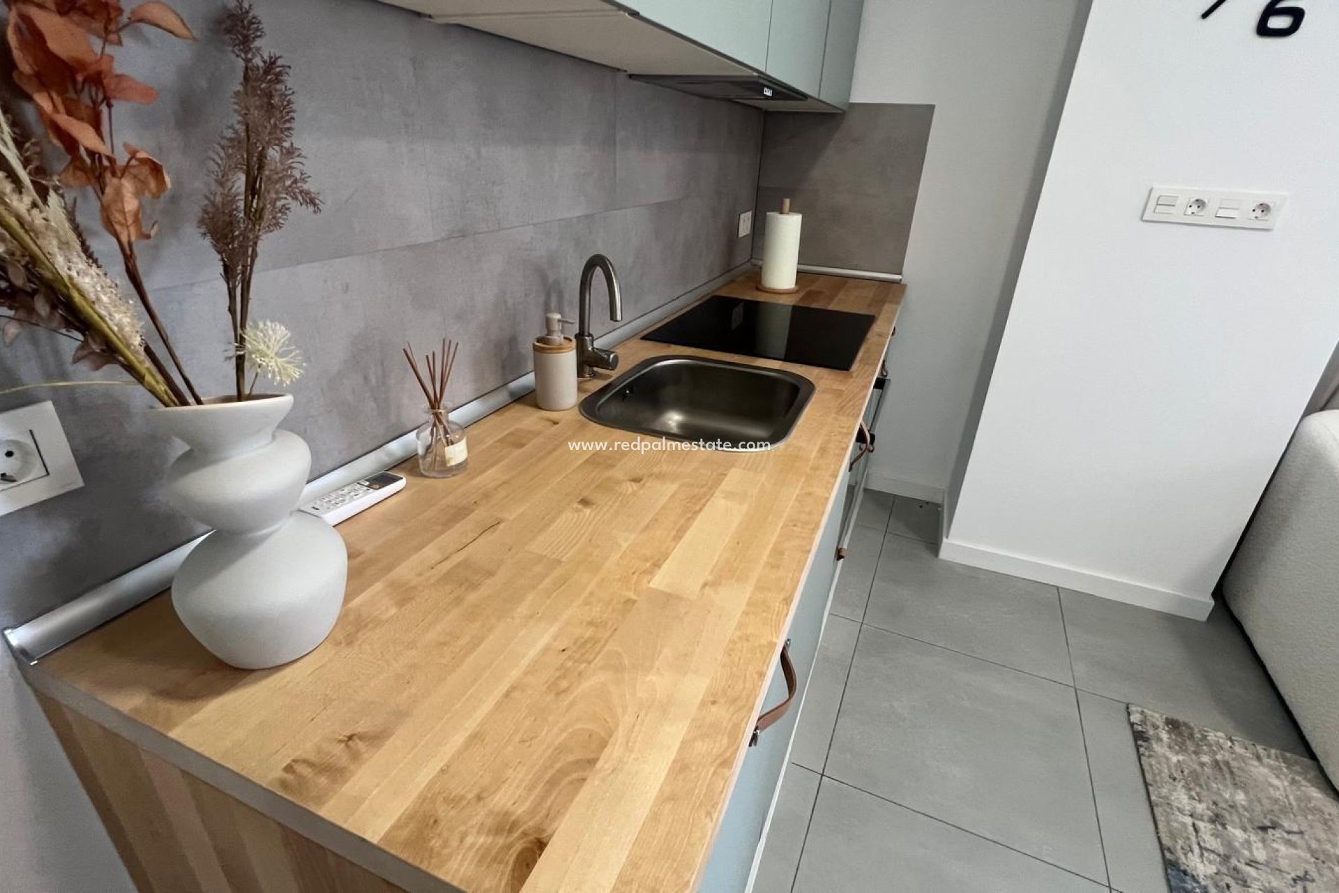 Resale - Apartments -
Torrevieja - Zona Los Frutales