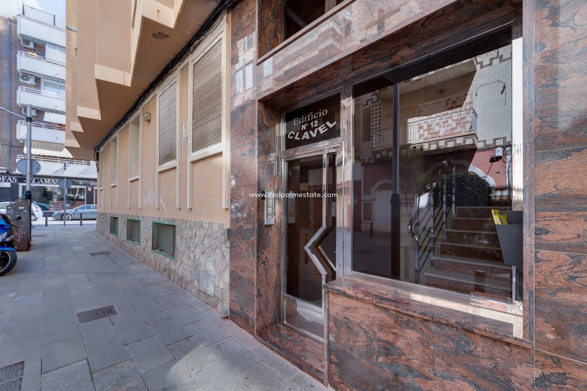 Resale - Apartments -
Torrevieja