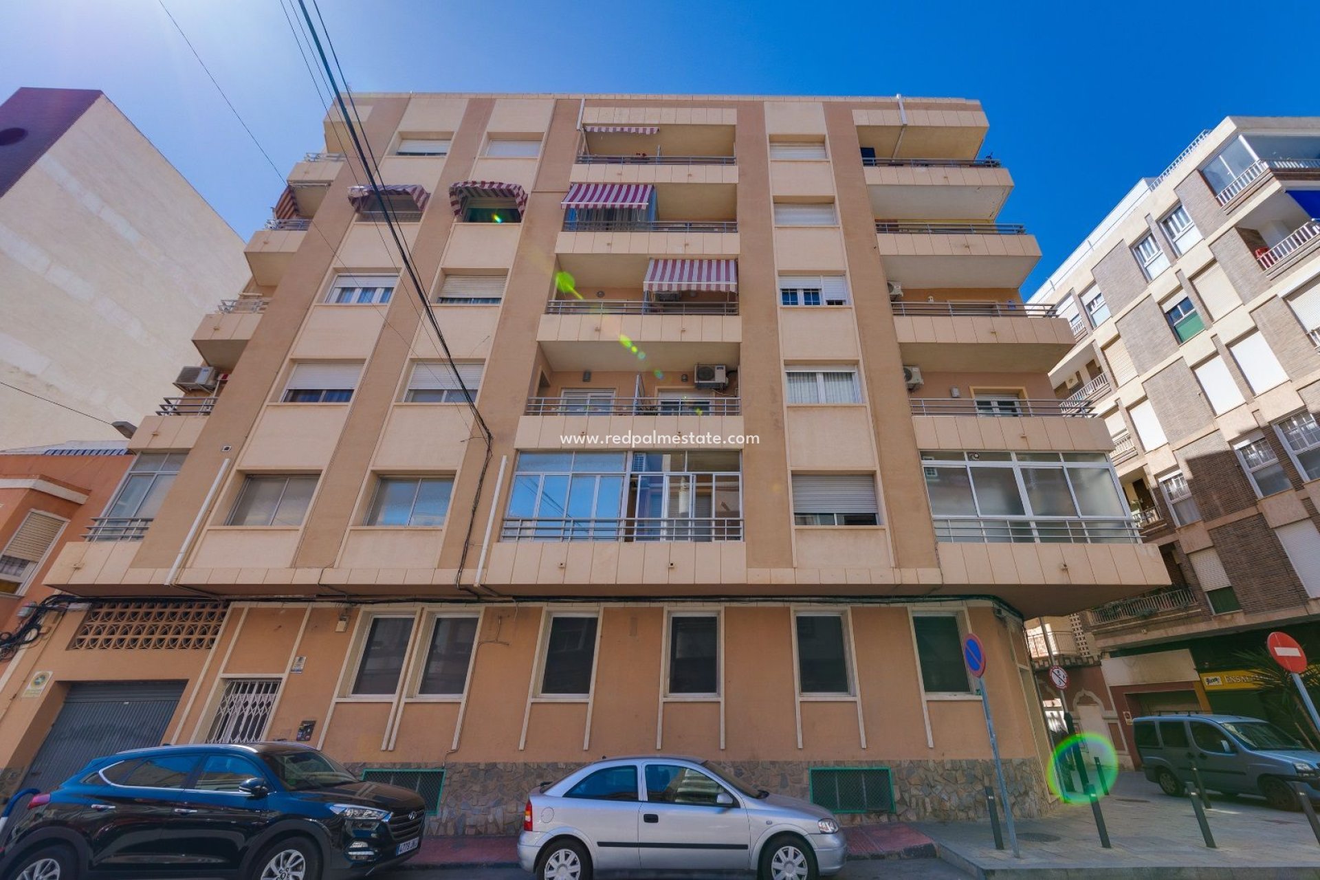 Resale - Apartments -
Torrevieja