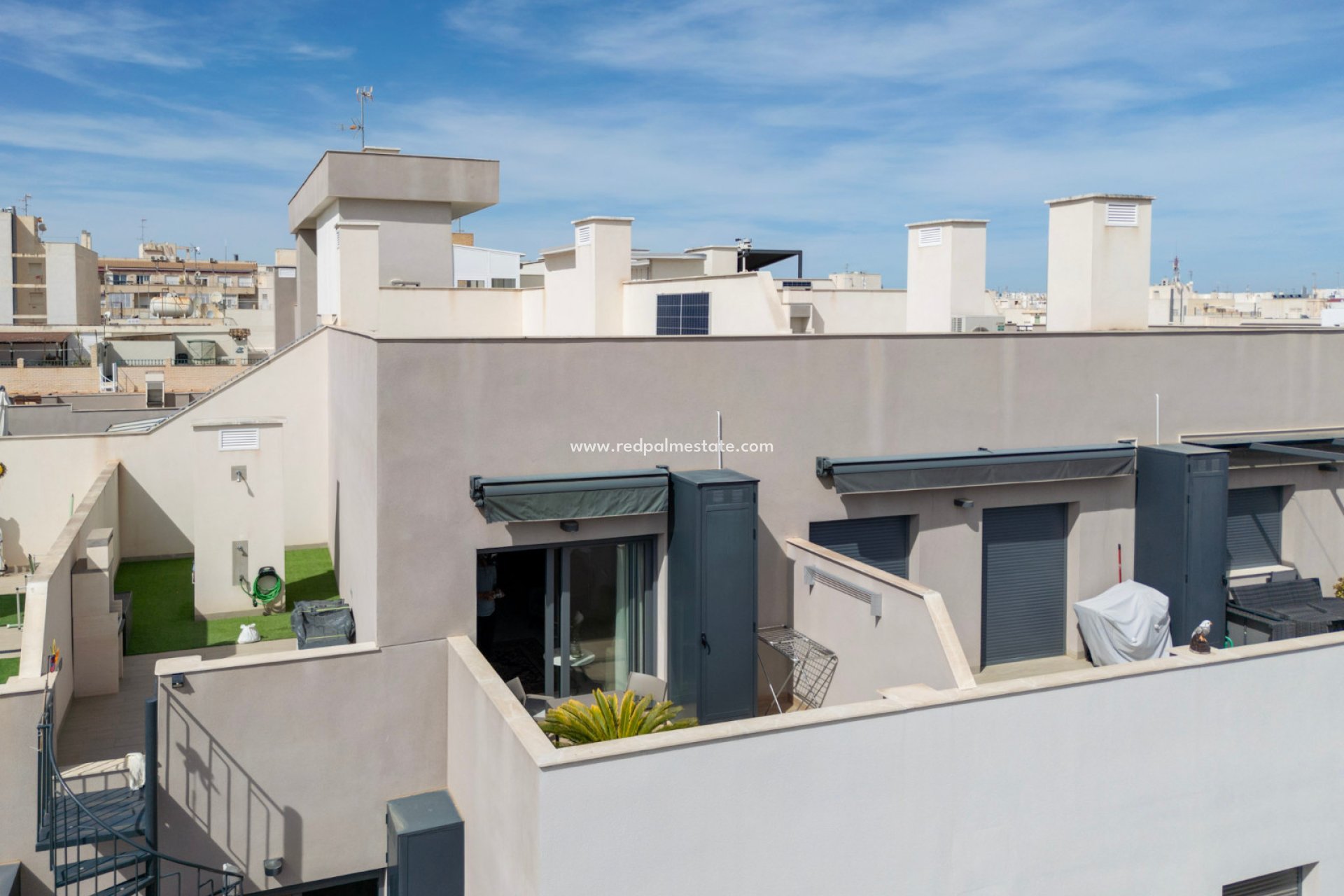 Resale - Apartments -
Torrevieja