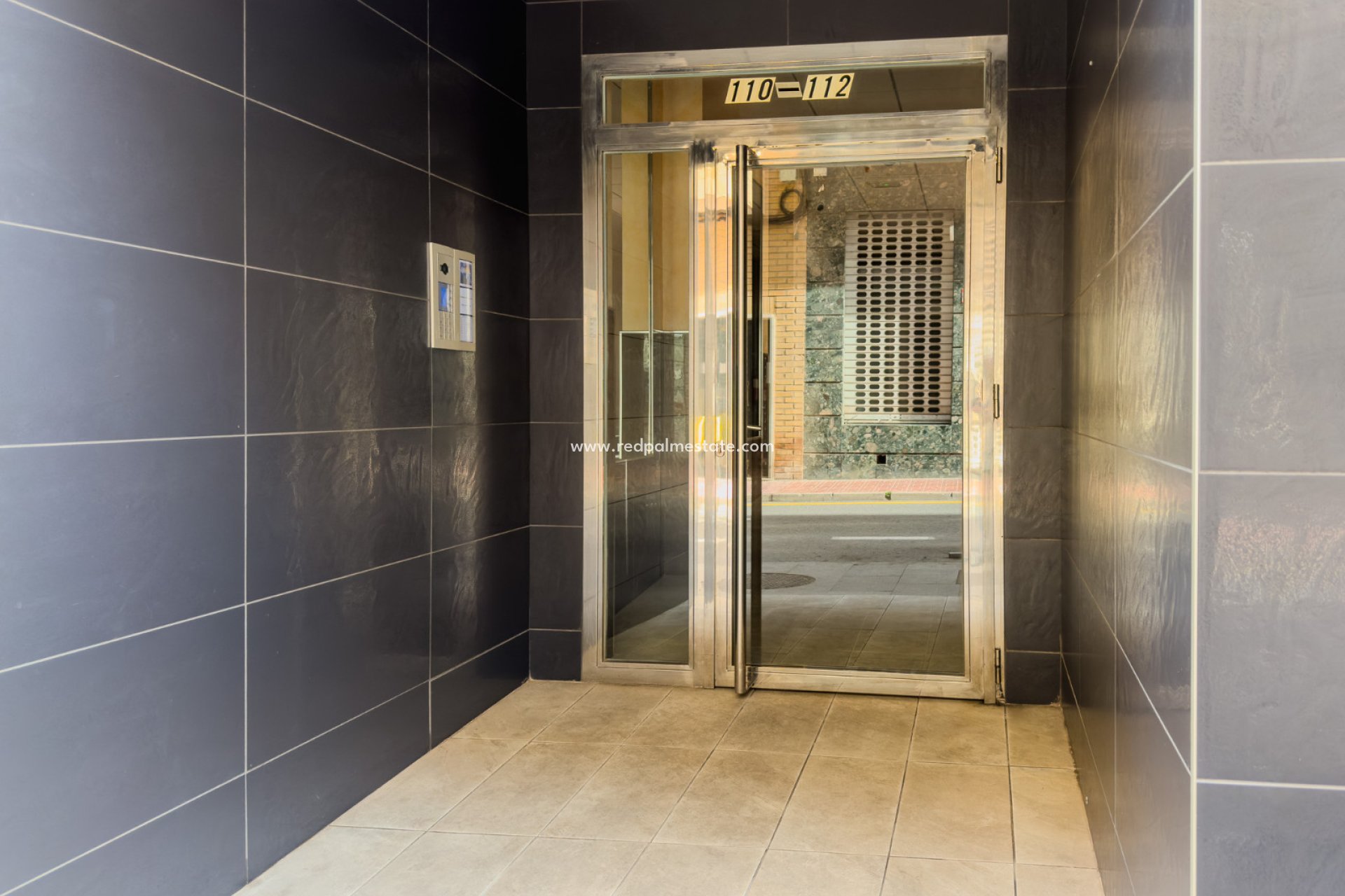 Resale - Apartments -
Torrevieja