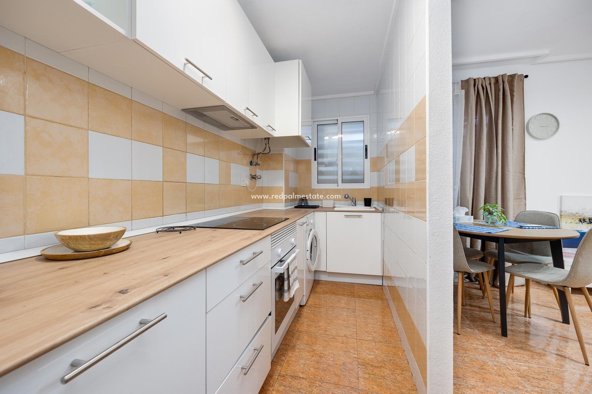 Resale - Apartments -
Torrevieja