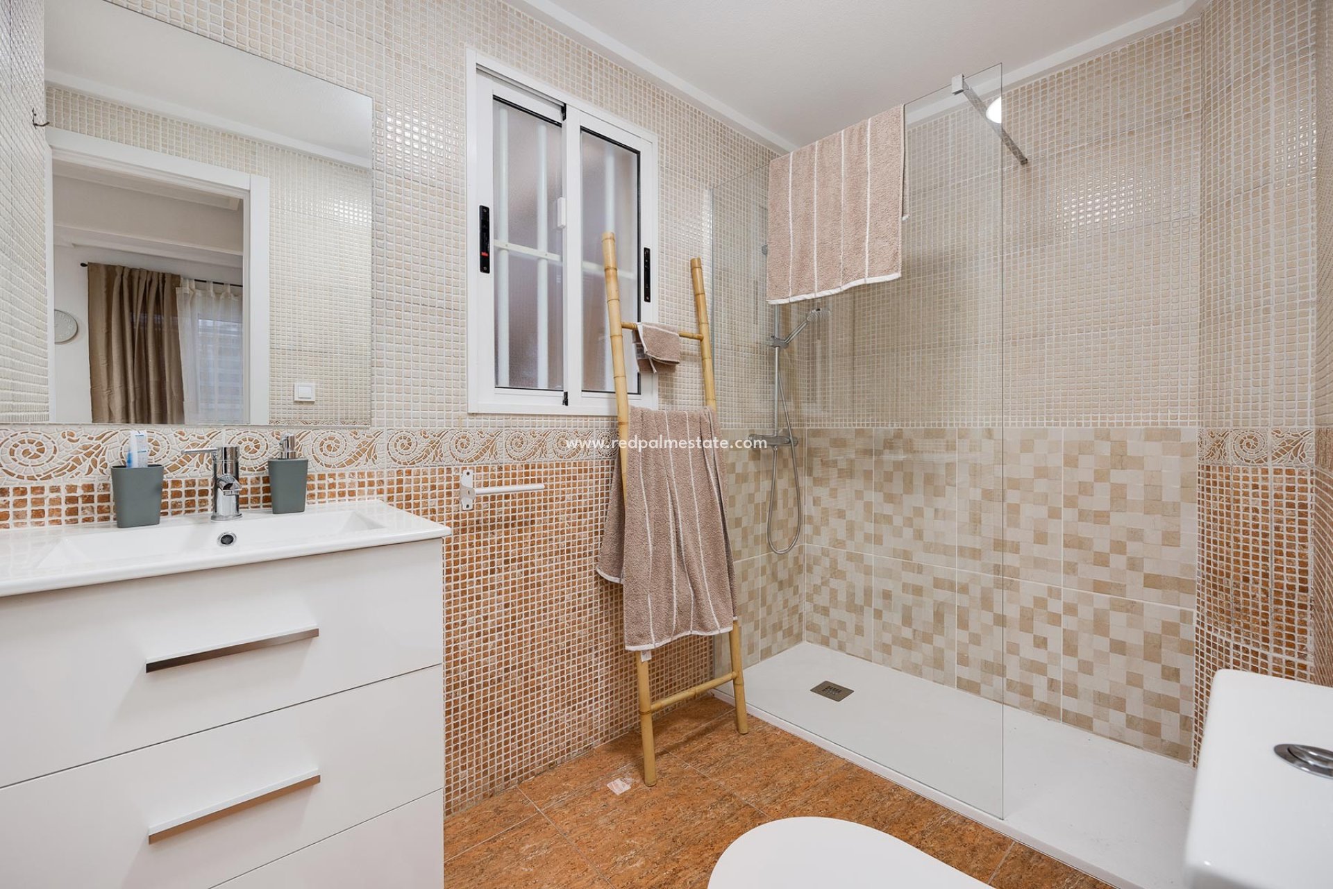 Resale - Apartments -
Torrevieja