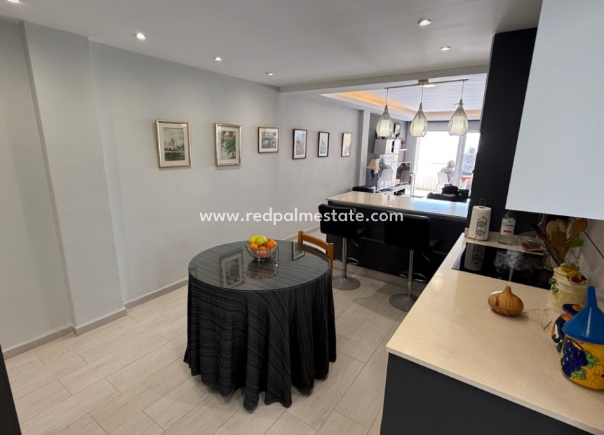 Resale - Apartments -
Torrevieja