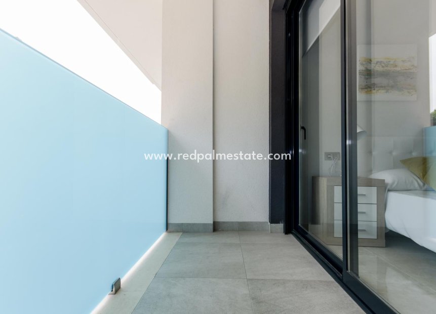 Resale - Apartments -
Torrevieja