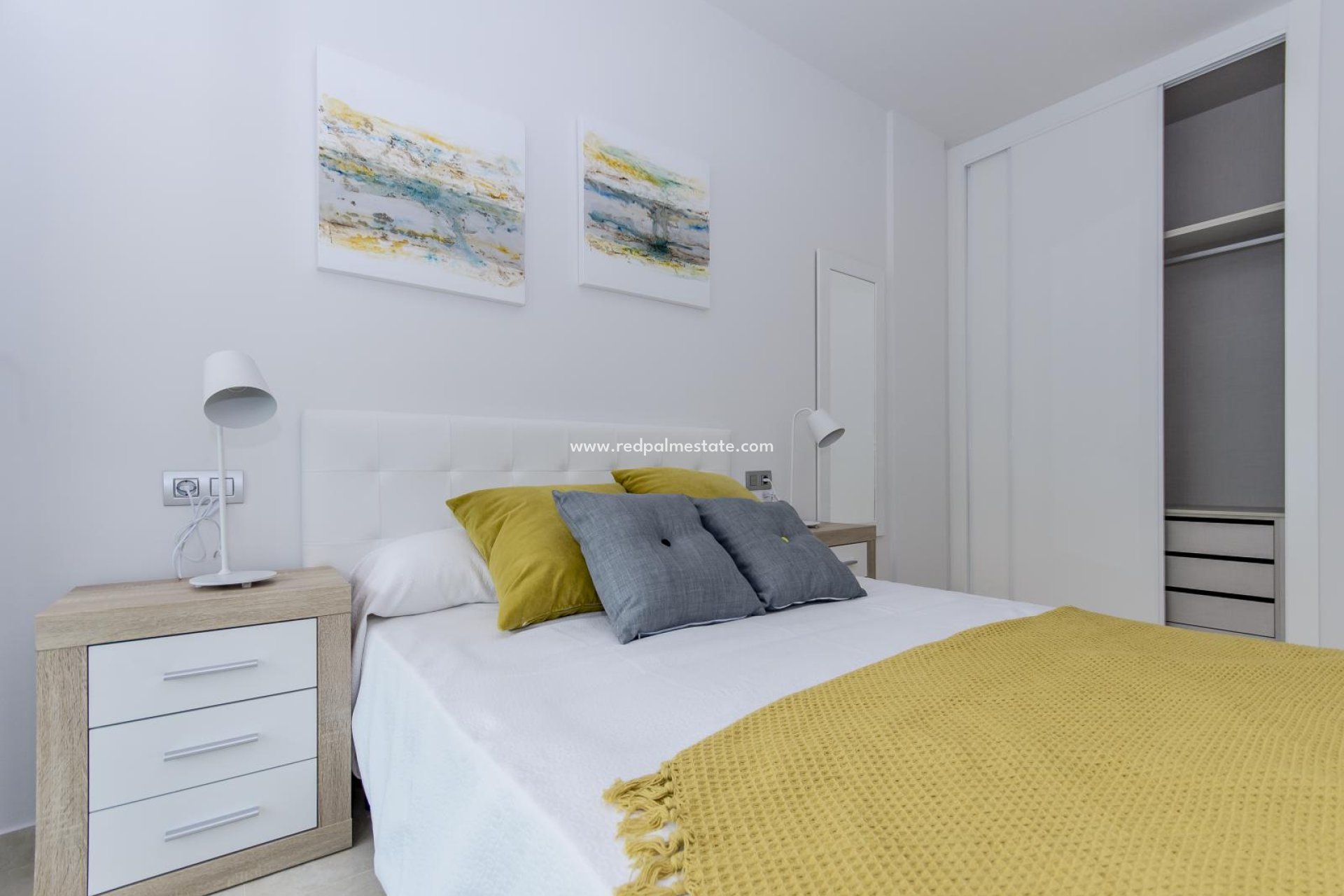 Resale - Apartments -
Torrevieja