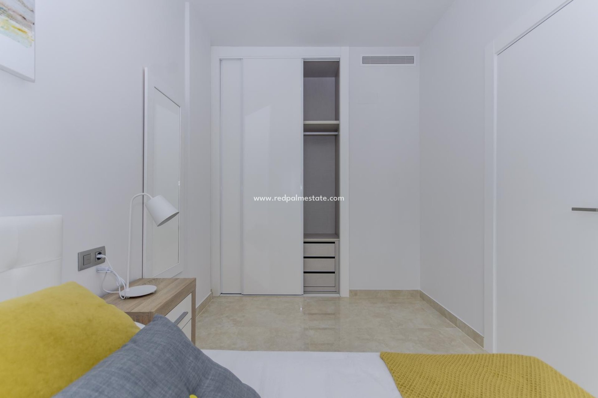 Resale - Apartments -
Torrevieja