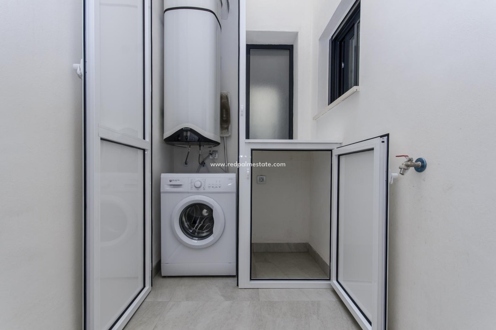 Resale - Apartments -
Torrevieja