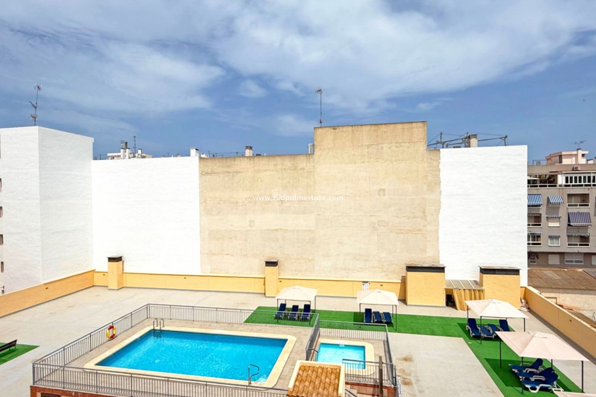 Resale - Apartments -
Torrevieja