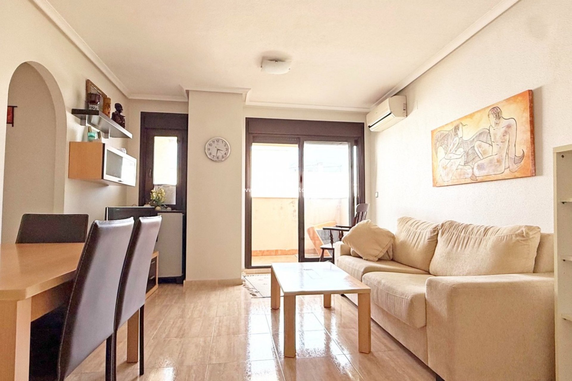Resale - Apartments -
Torrevieja