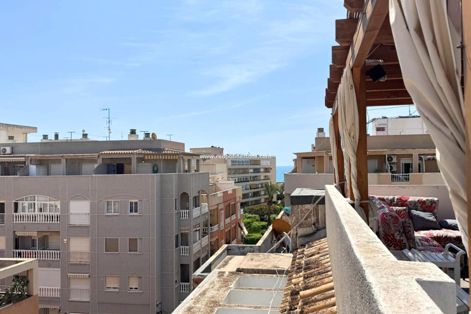 Resale - Apartments -
Torrevieja