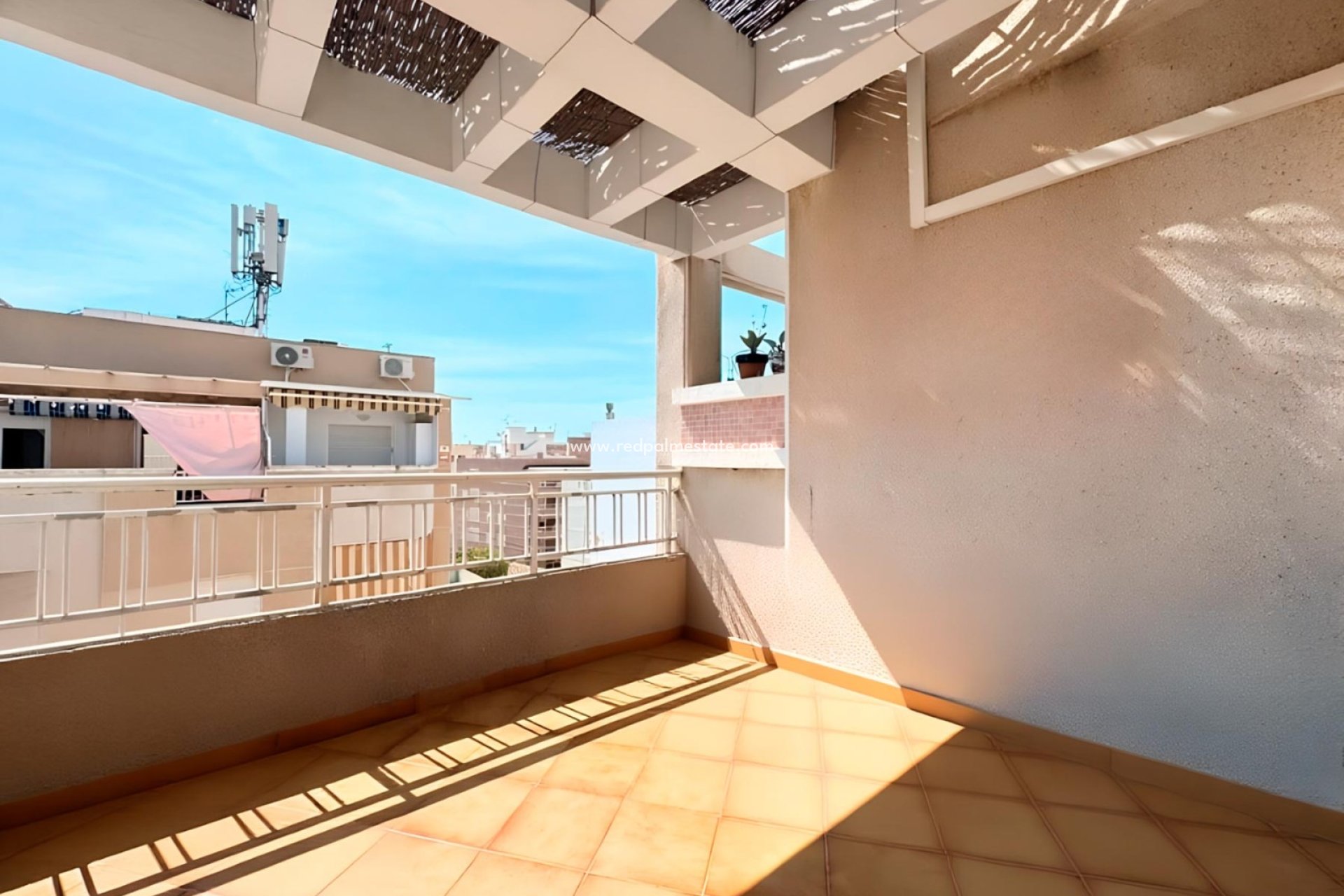 Resale - Apartments -
Torrevieja