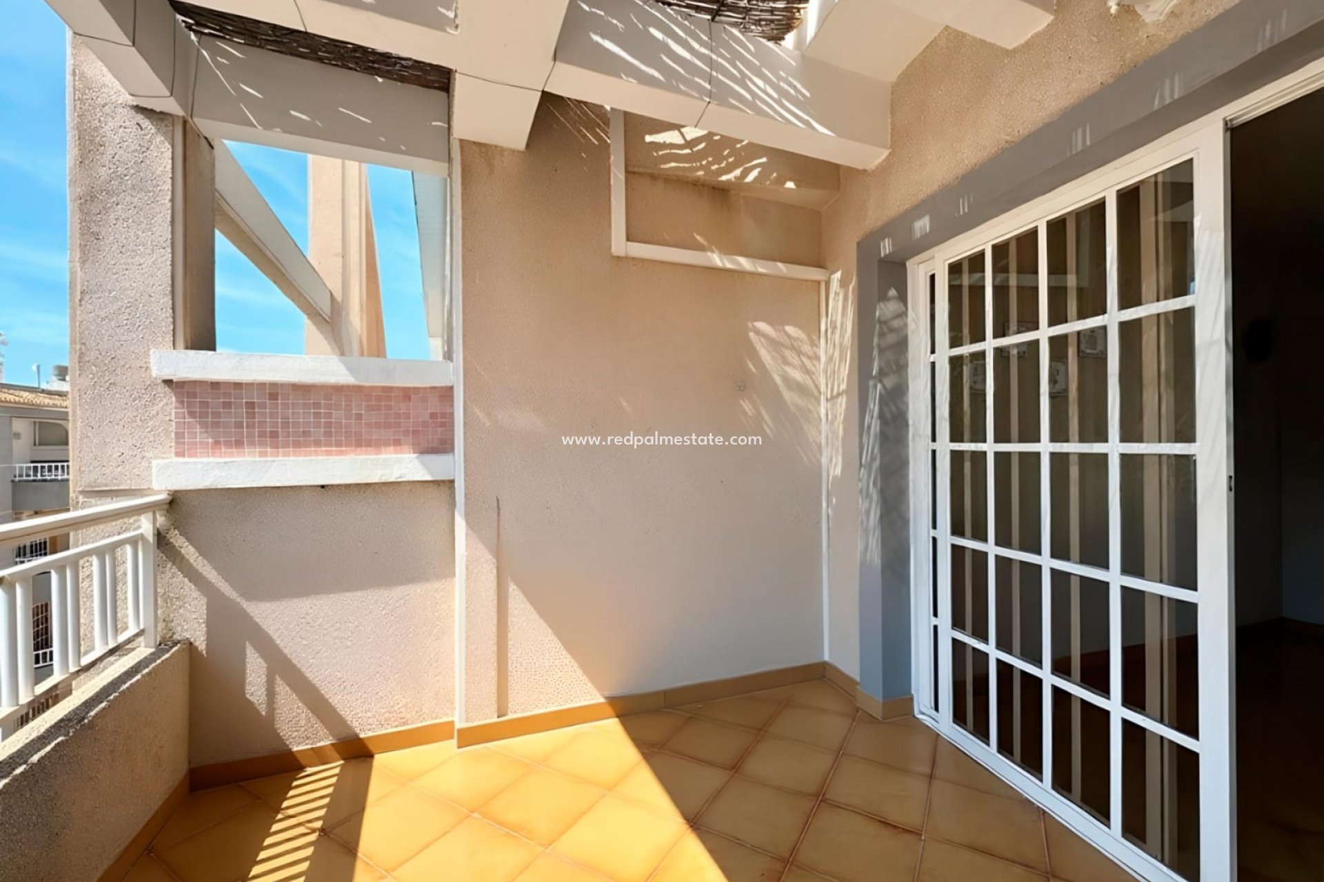 Resale - Apartments -
Torrevieja