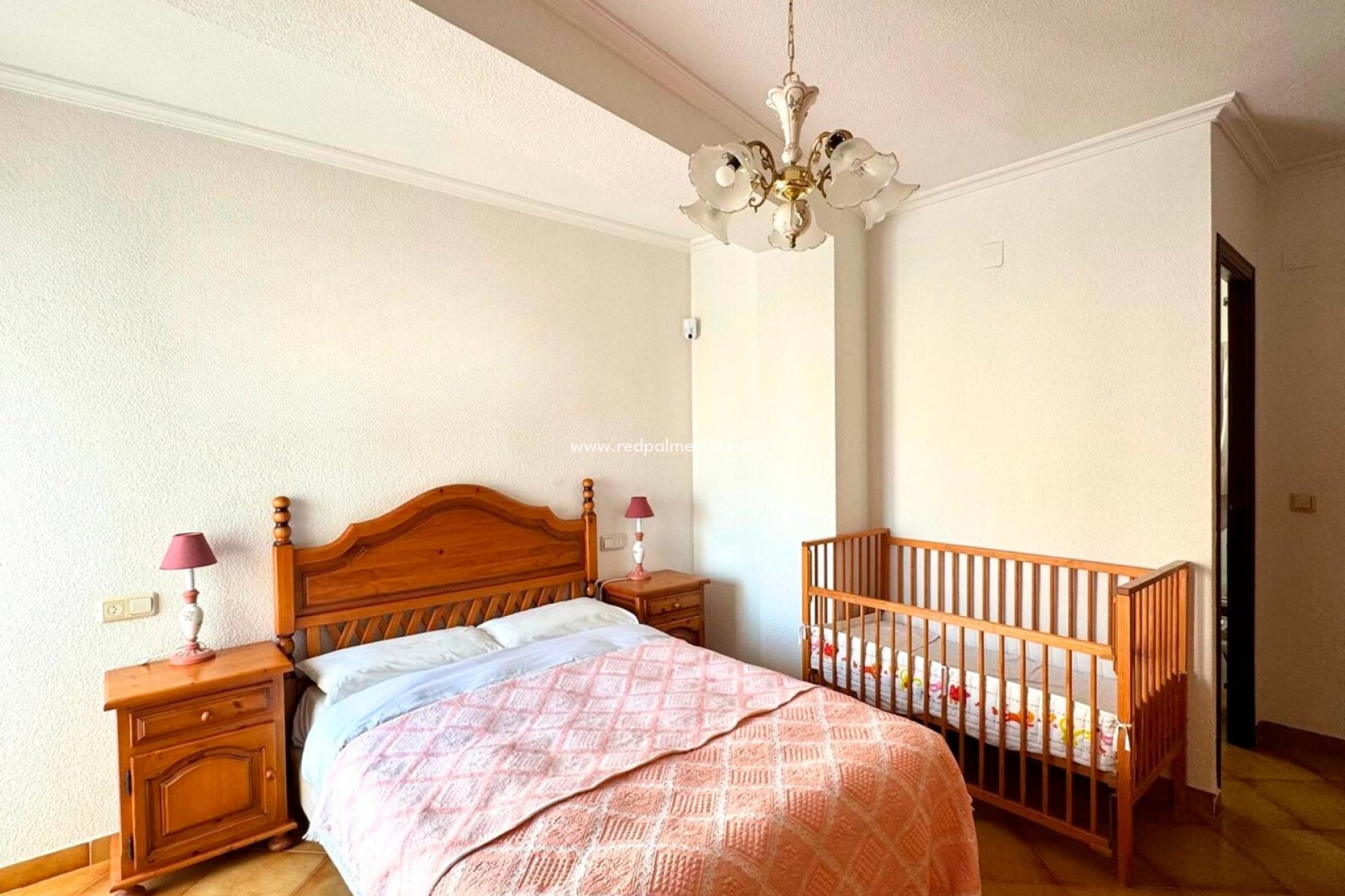 Resale - Apartments -
Torrevieja