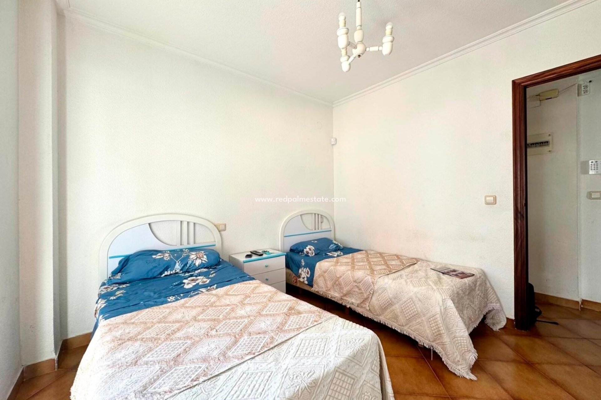 Resale - Apartments -
Torrevieja