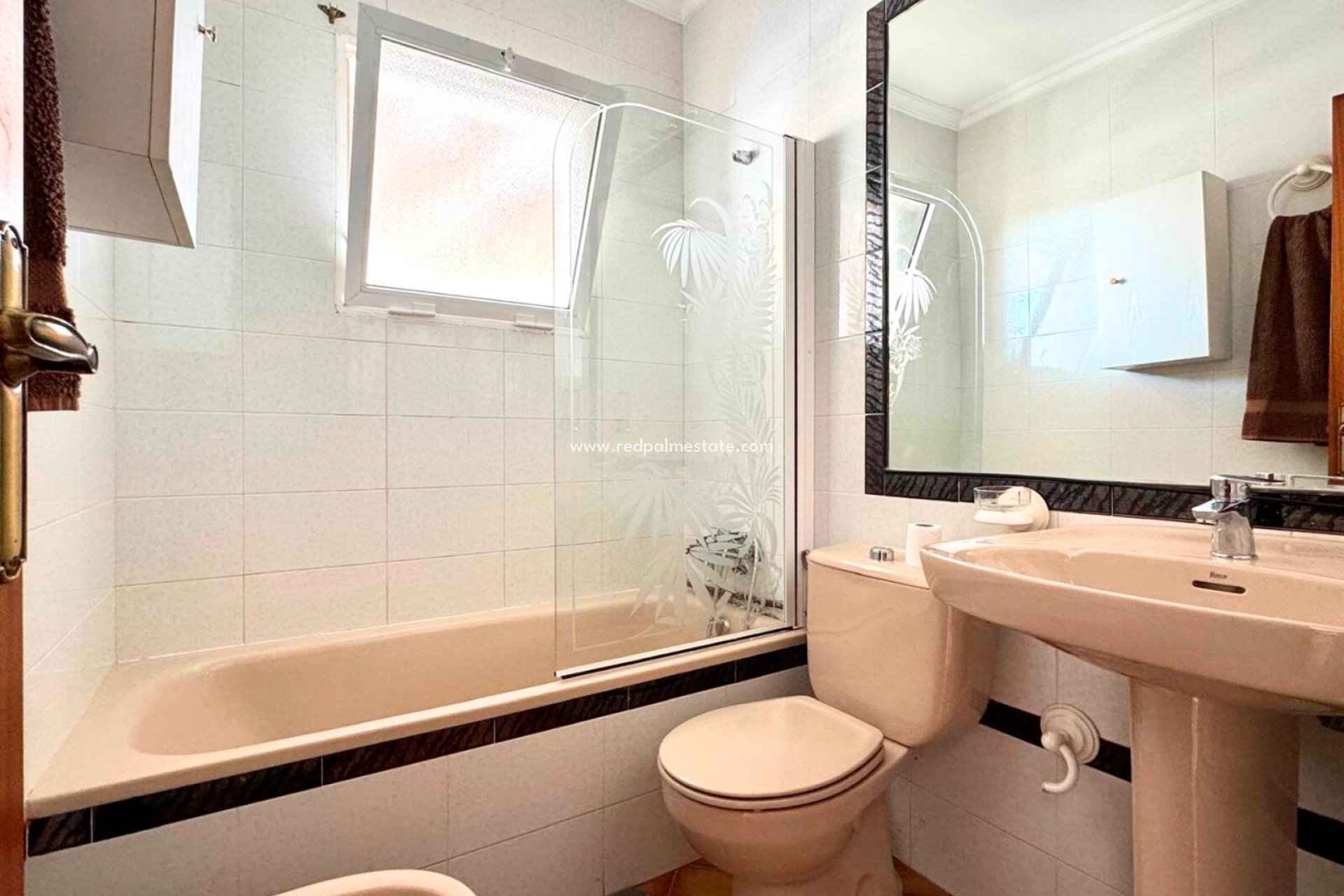 Resale - Apartments -
Torrevieja