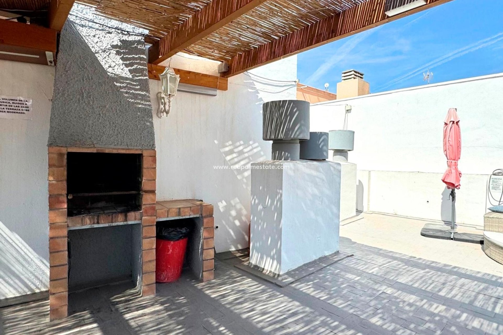 Resale - Apartments -
Torrevieja