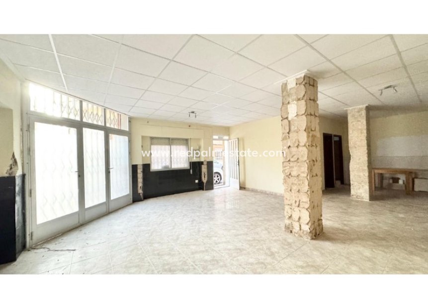 Resale - Apartments -
Torrevieja