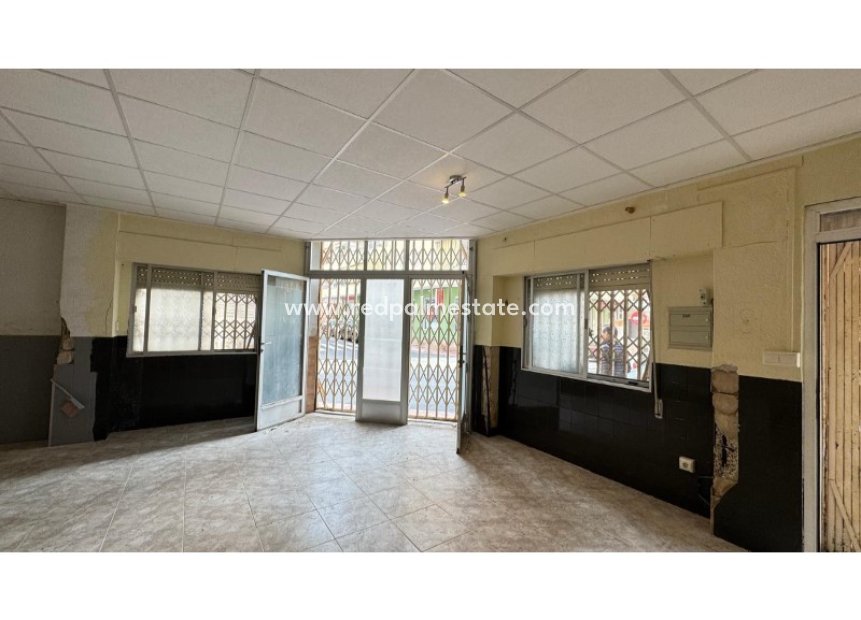 Resale - Apartments -
Torrevieja