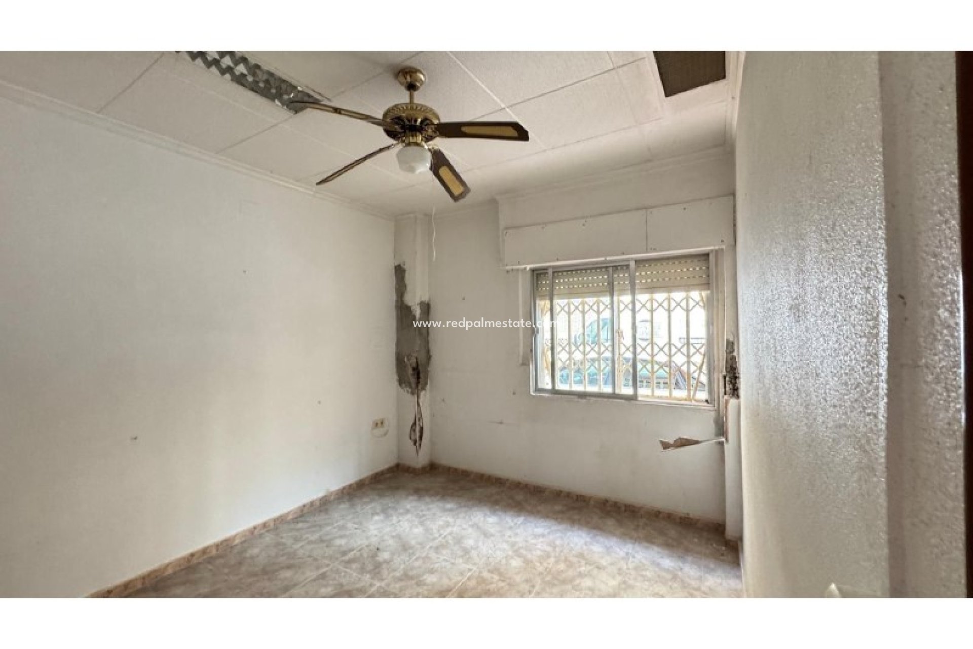 Resale - Apartments -
Torrevieja