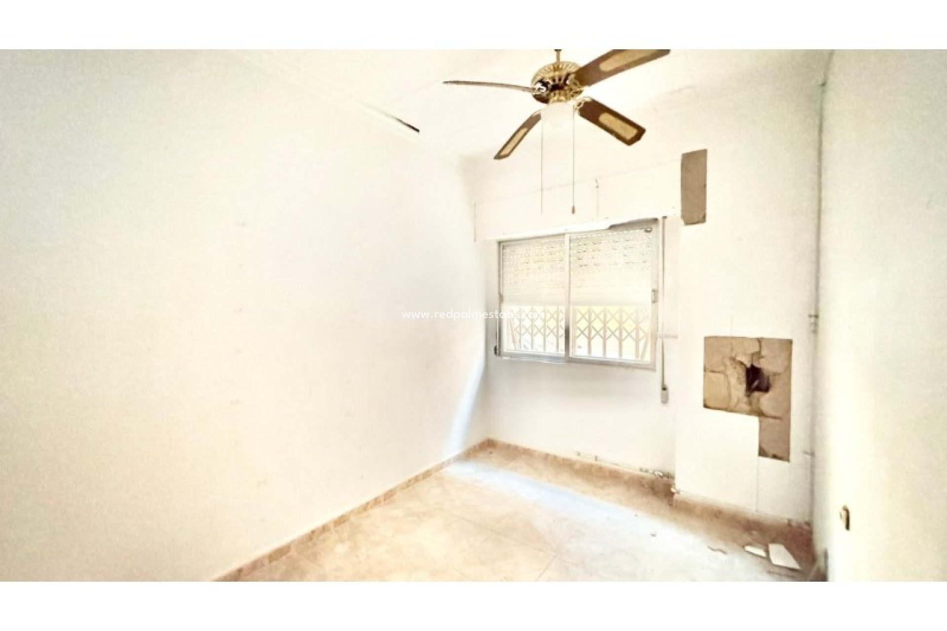 Resale - Apartments -
Torrevieja