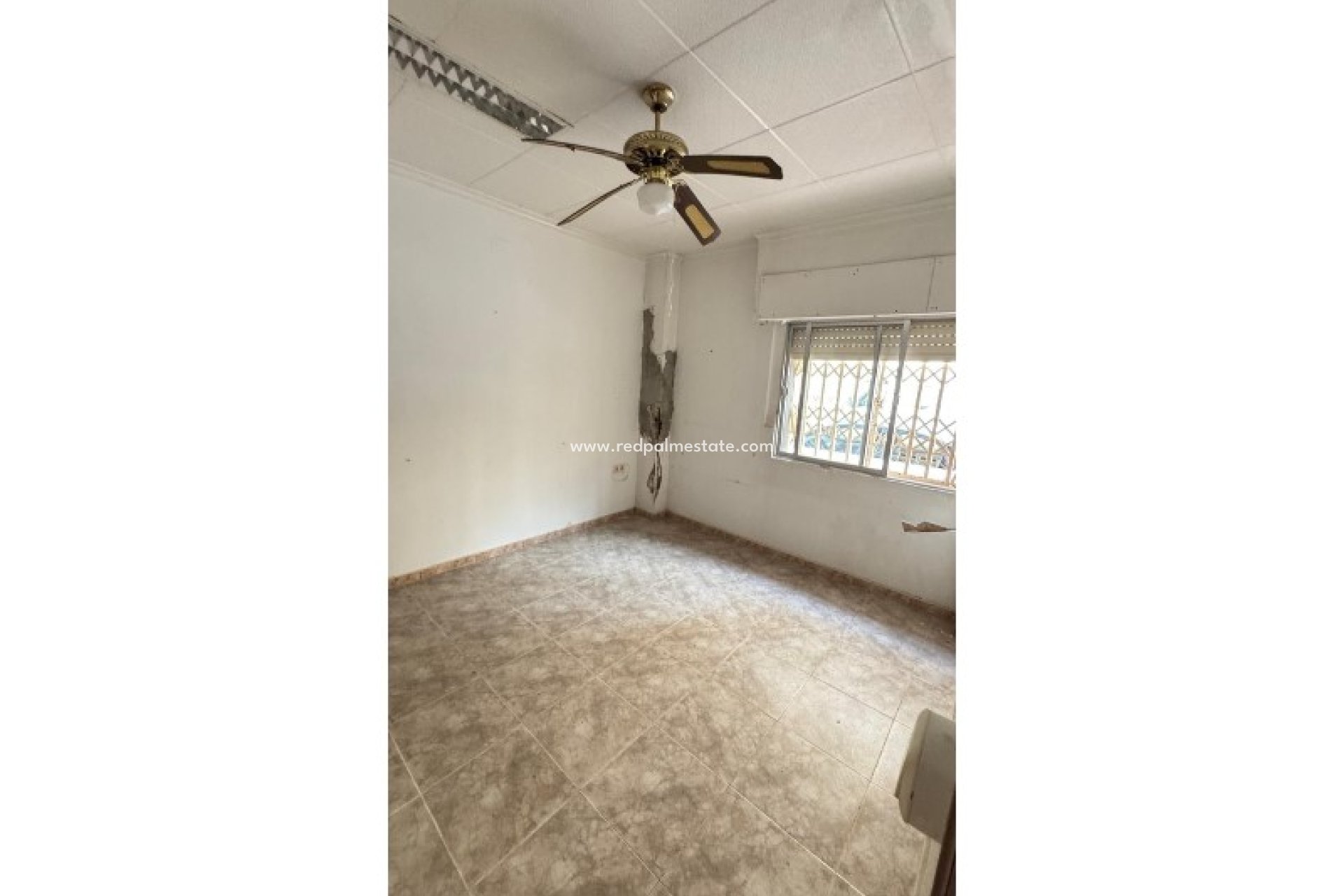 Resale - Apartments -
Torrevieja