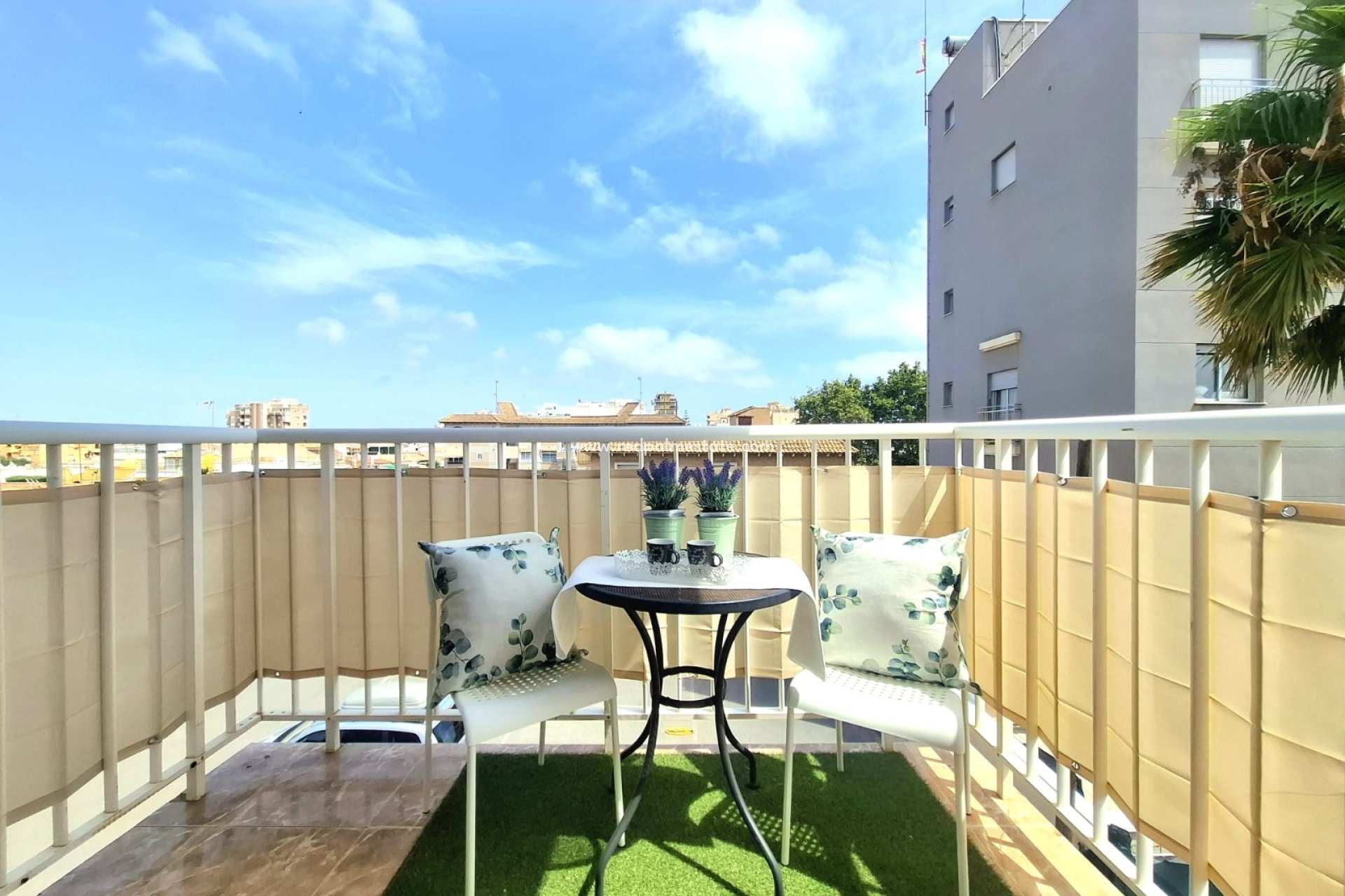 Resale - Apartments -
Torrevieja