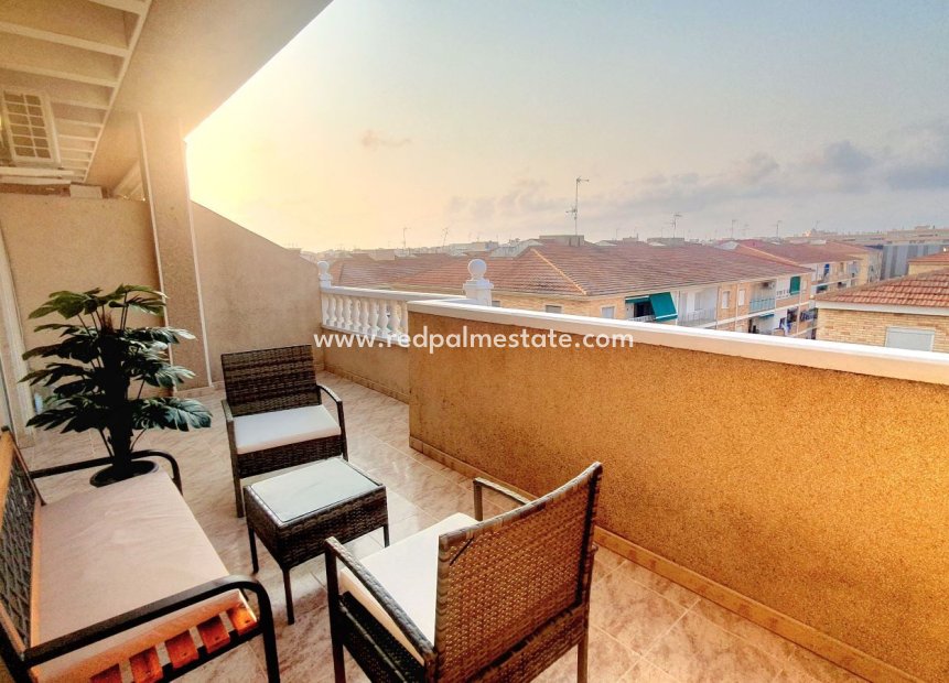 Resale - Apartments -
Torrevieja