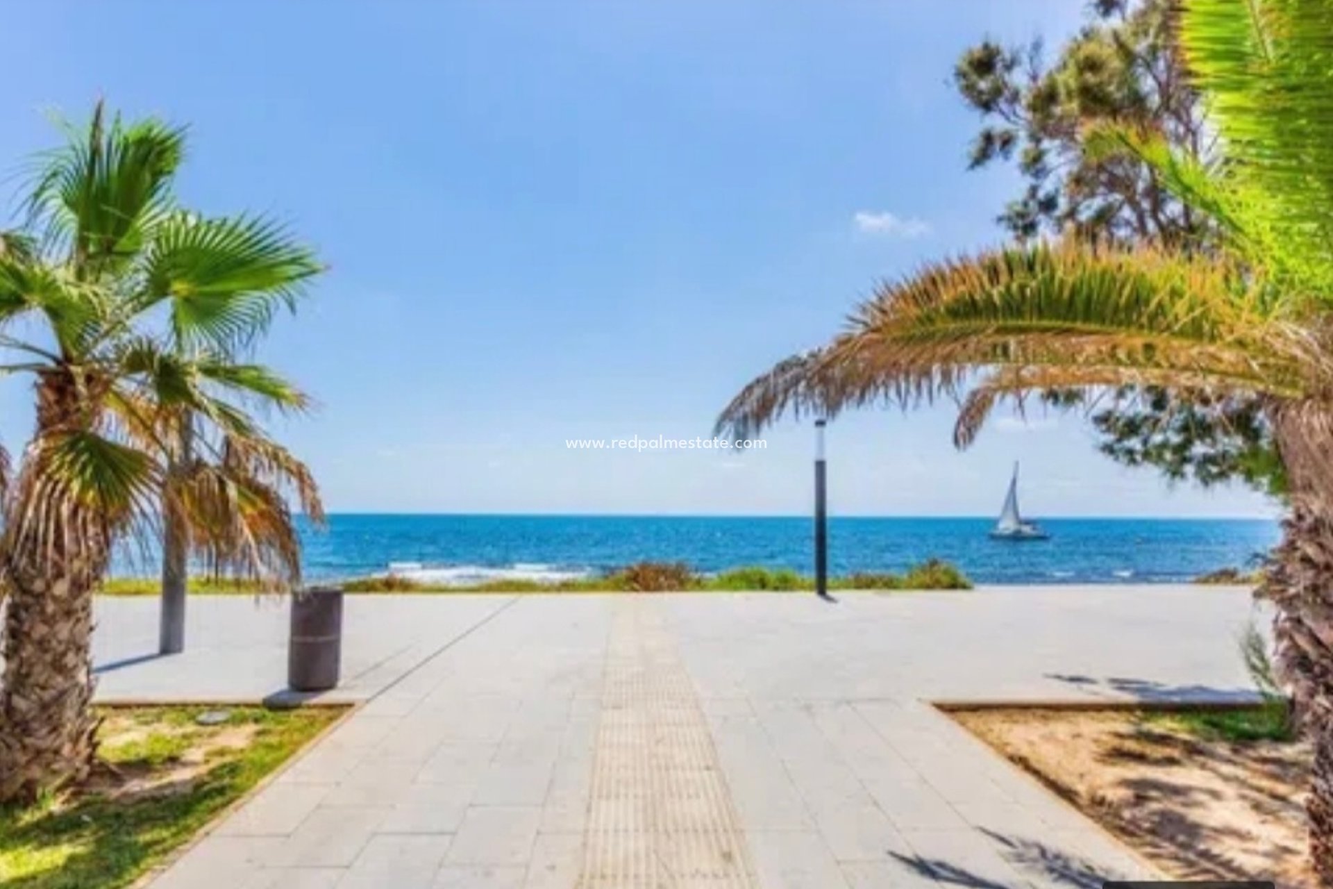 Resale - Apartments -
Torrevieja