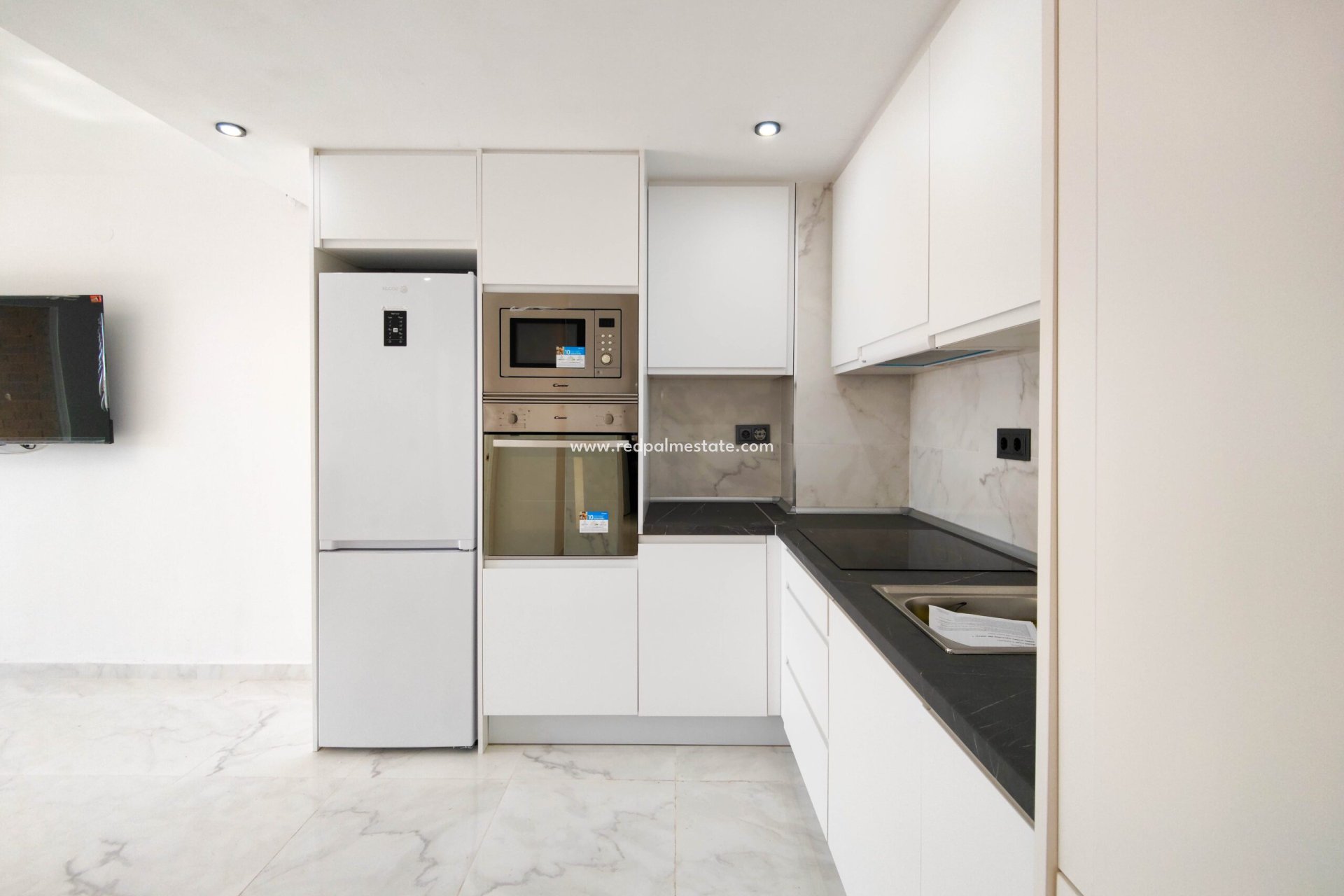 Resale - Apartments -
Torrevieja