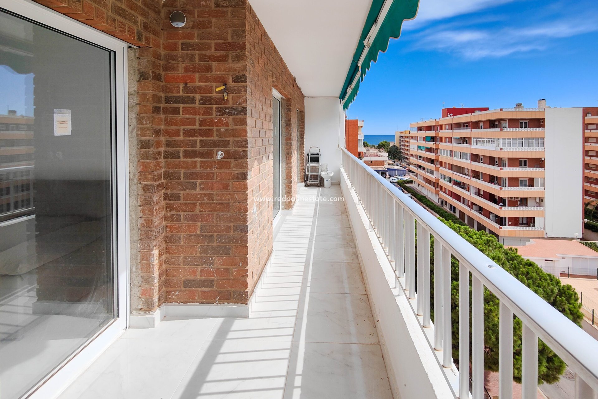 Resale - Apartments -
Torrevieja