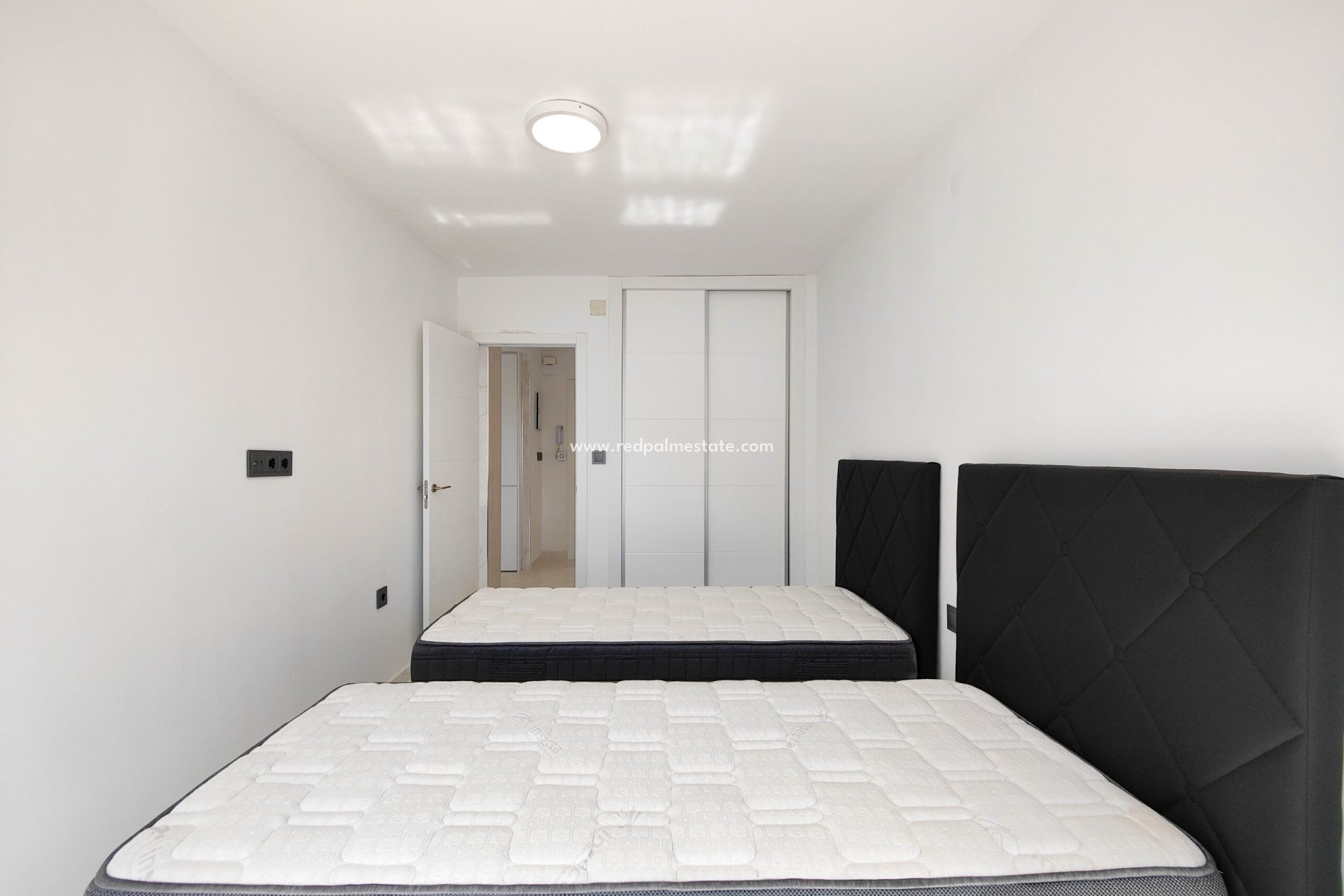 Resale - Apartments -
Torrevieja