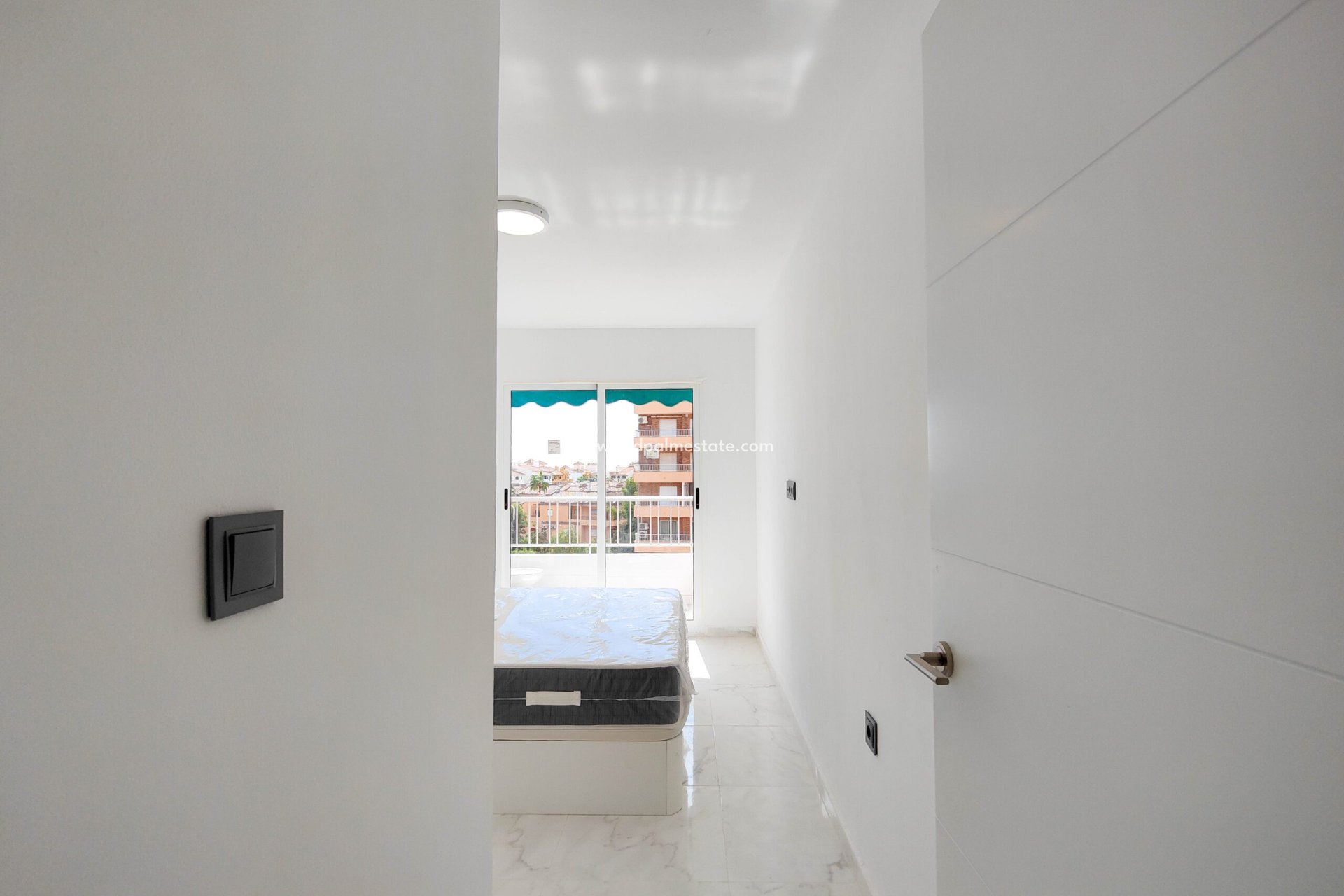 Resale - Apartments -
Torrevieja