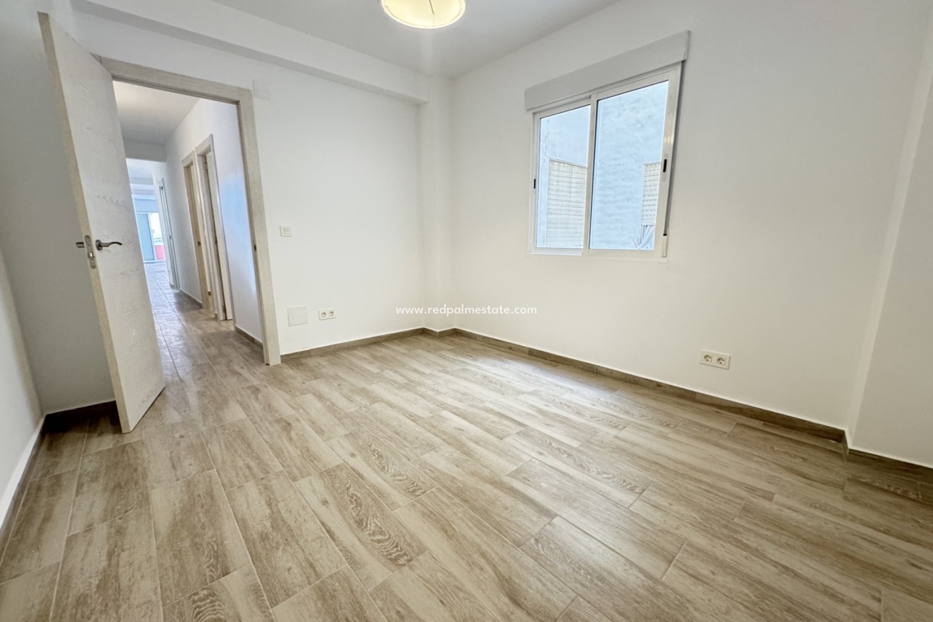 Resale - Apartments -
Torrevieja