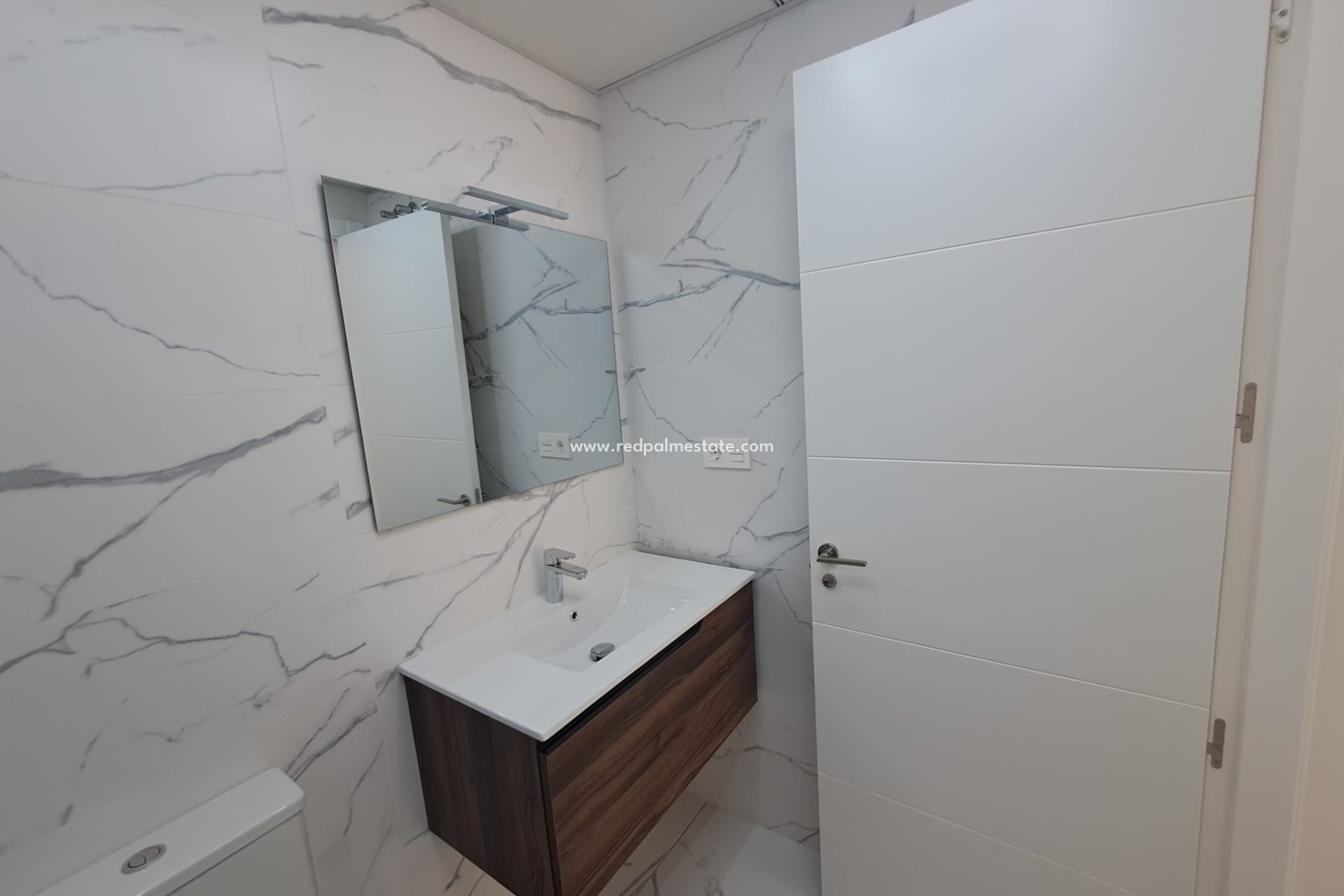 Resale - Apartments -
Torrevieja