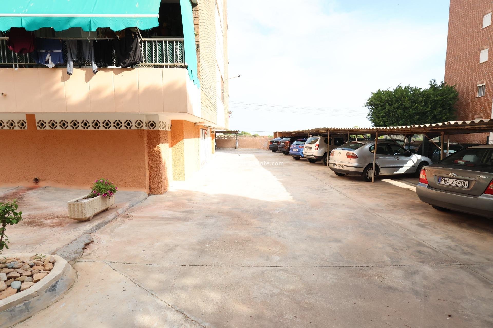 Resale - Apartments -
Torrevieja